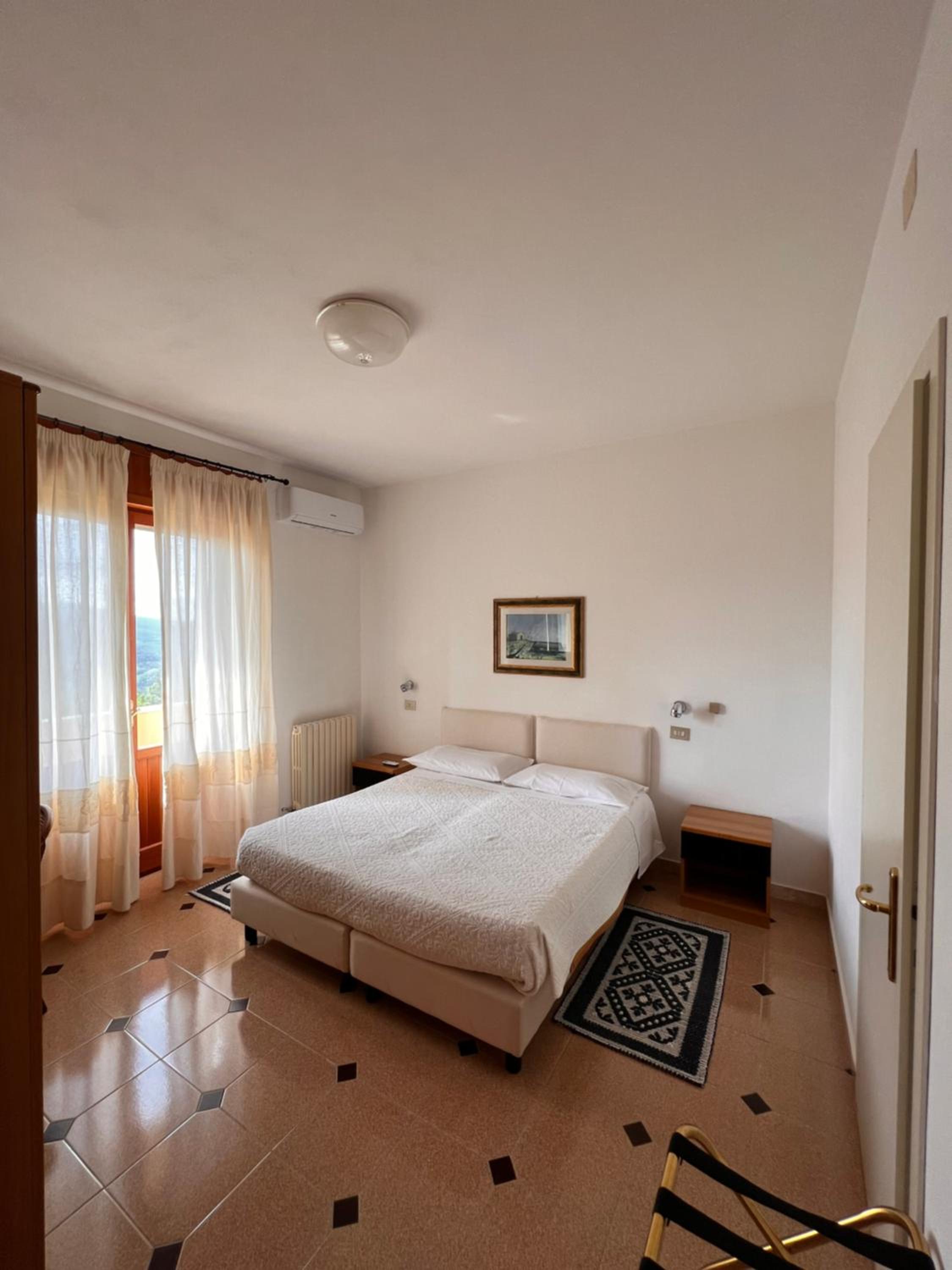 Double or Twin Room photo 2