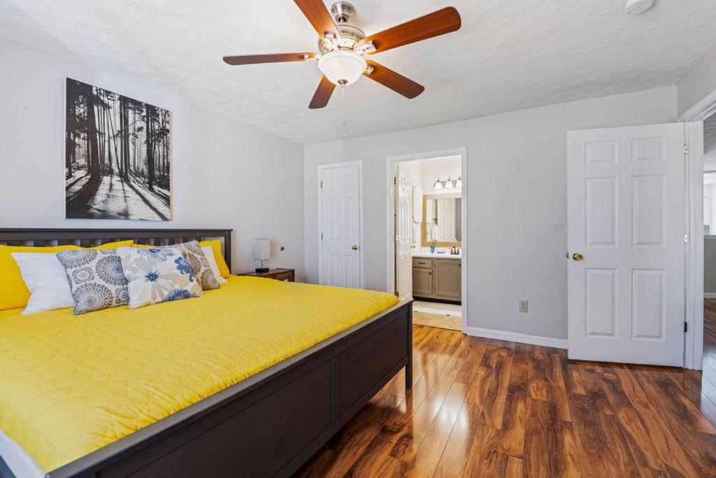 Two-Bedroom Apartment photo 3