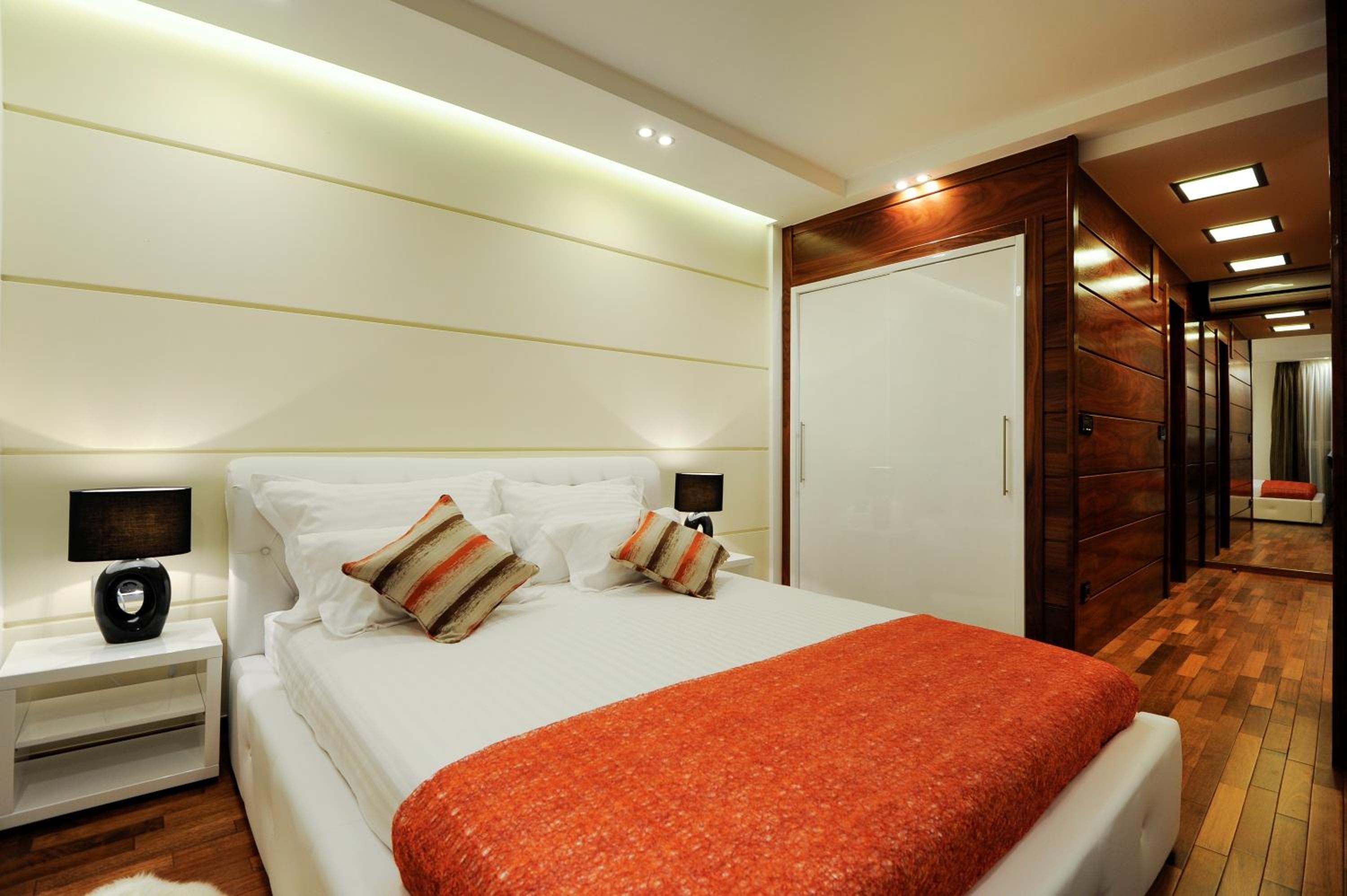Deluxe Double Room with Shower