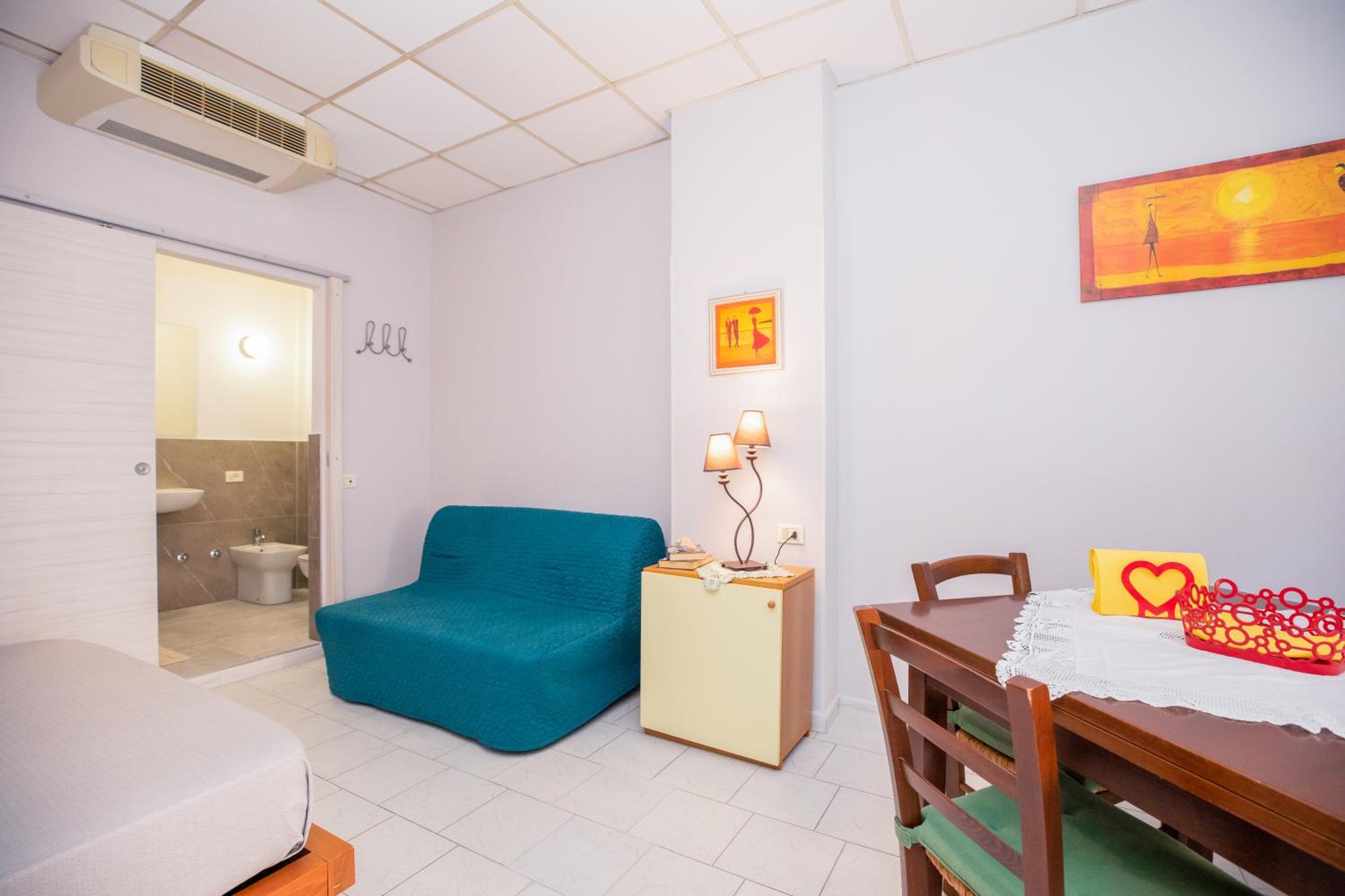 Studio Apartment
