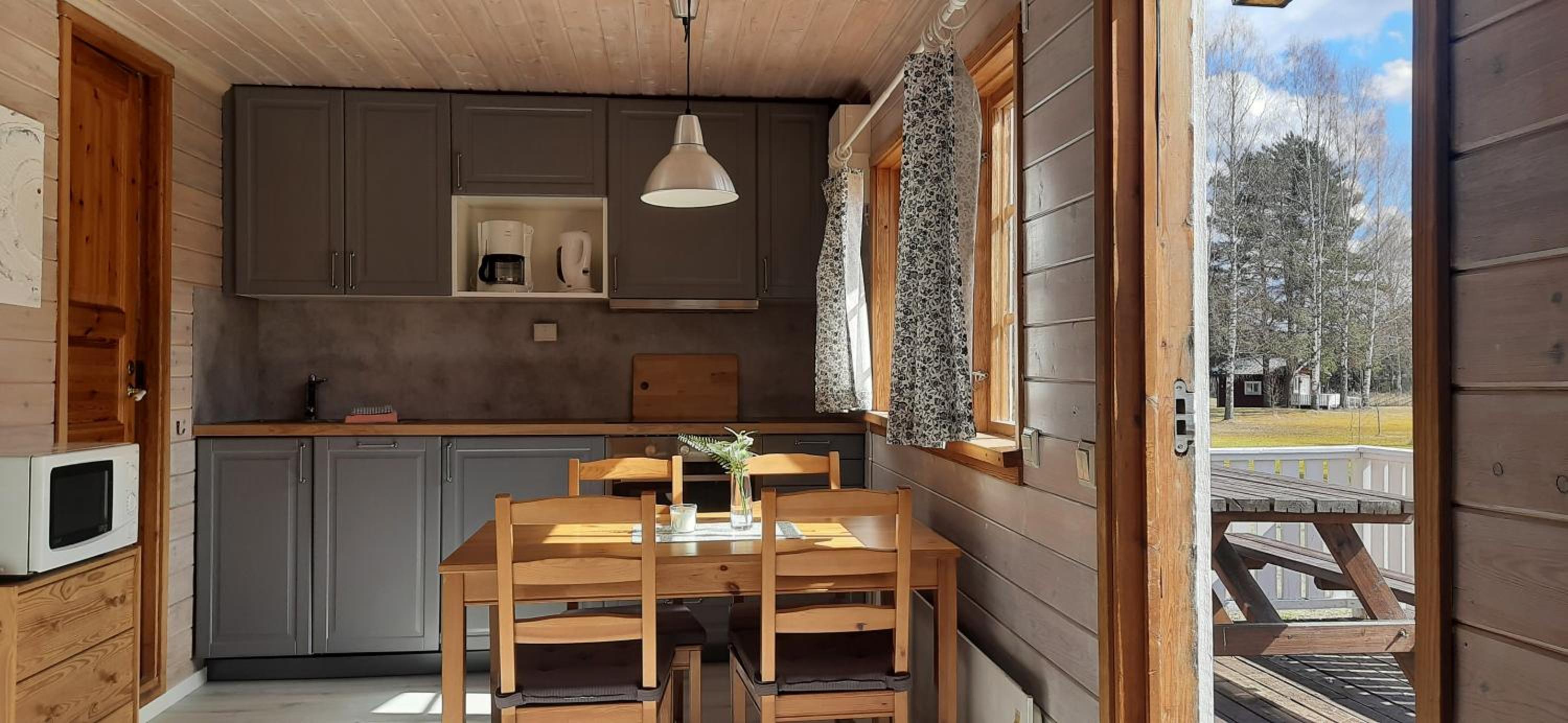 Two-Bedroom House photo 2