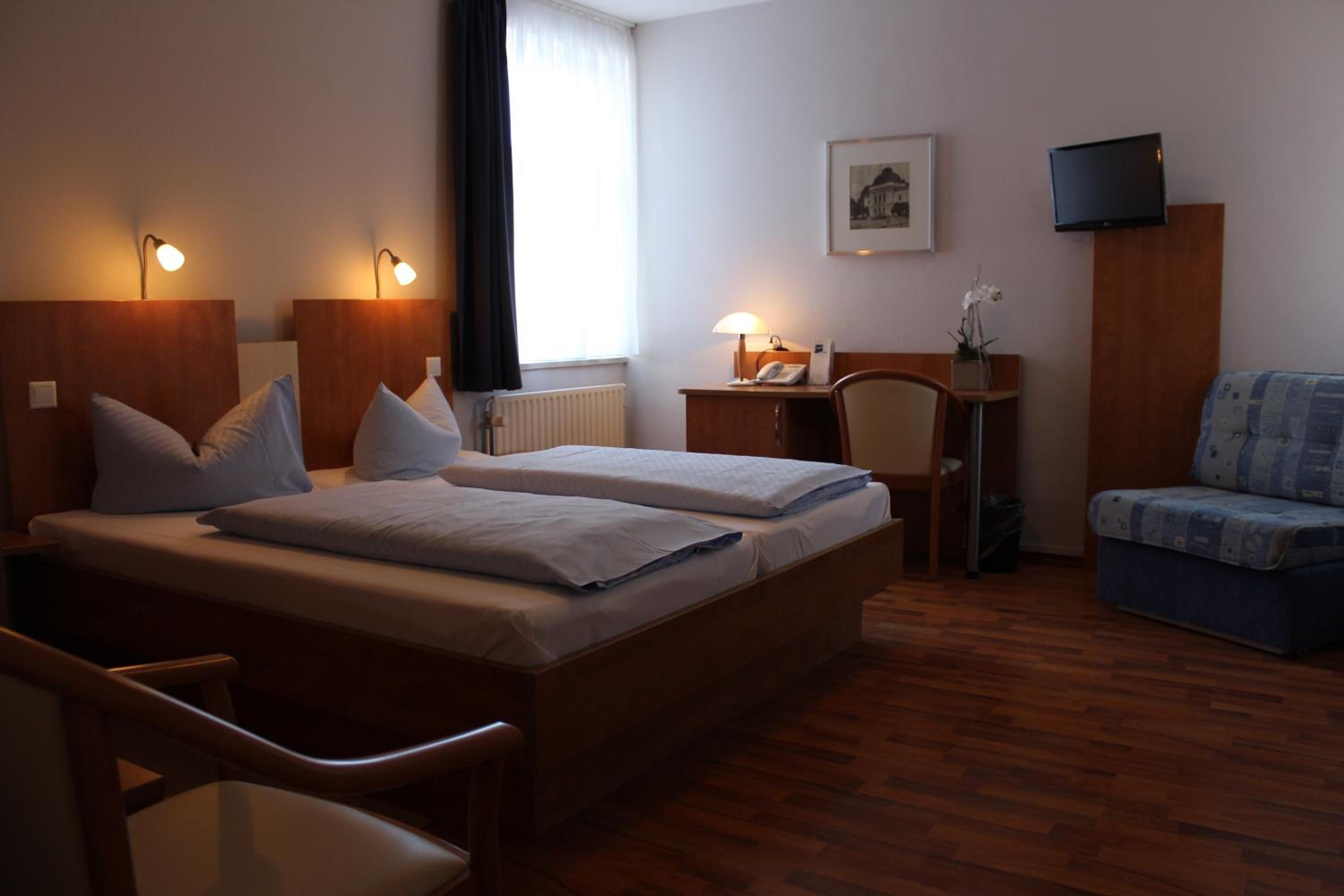 Double Room photo 3