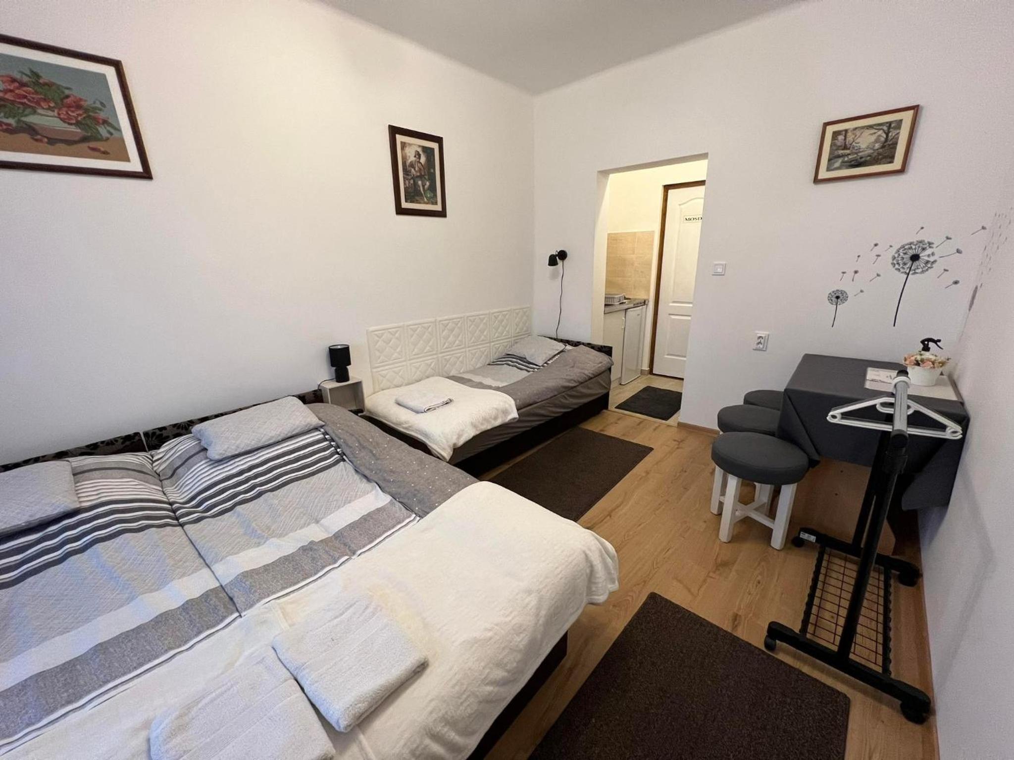 Triple Room with View - Photo 3