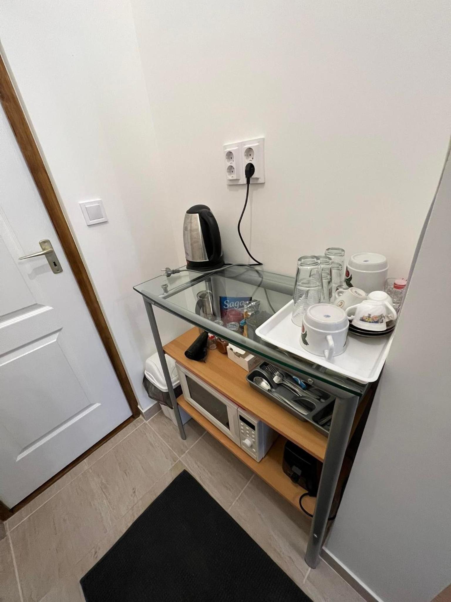Triple Room with View - Photo 7