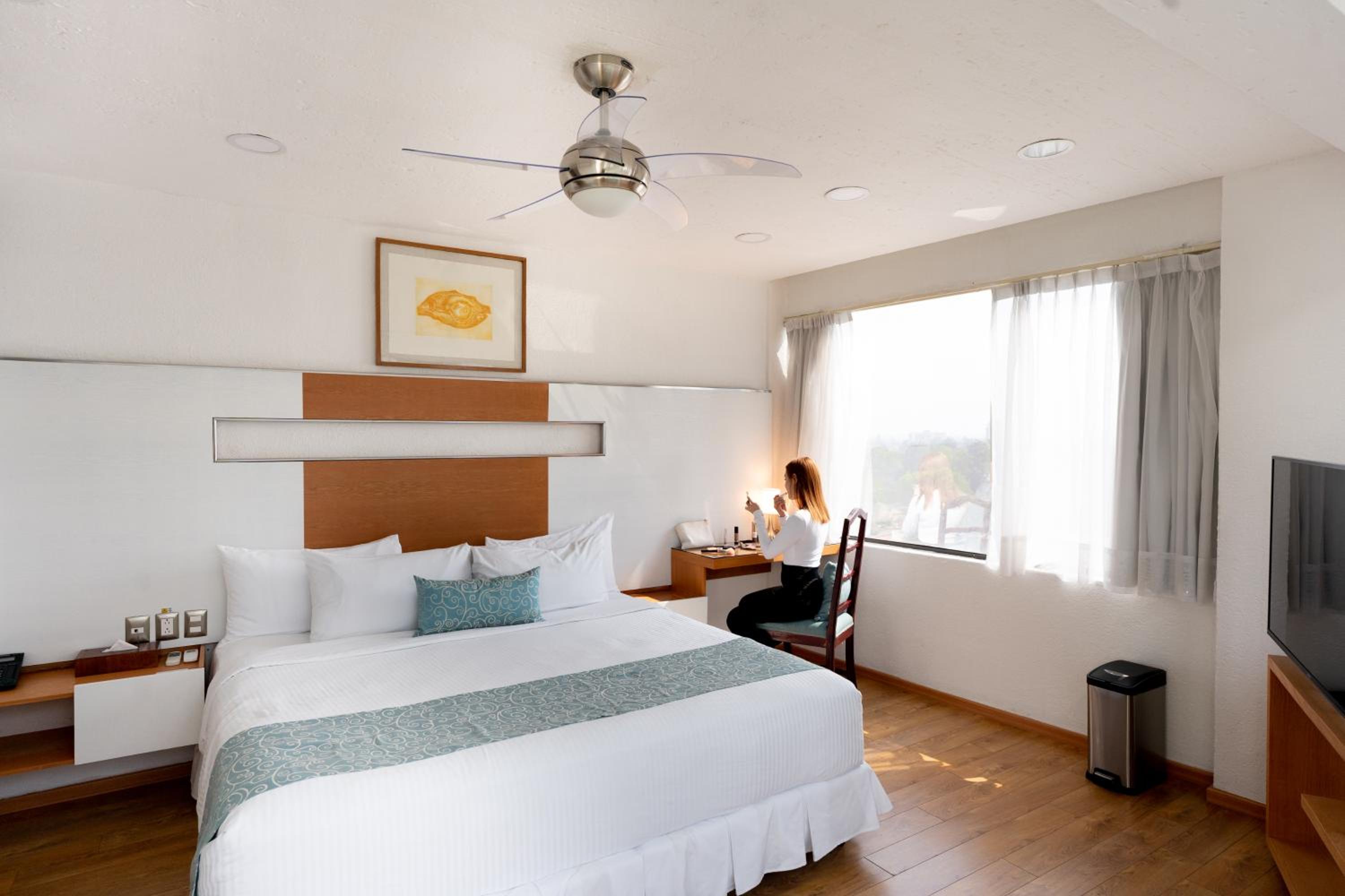 Junior Suite - Photo 1