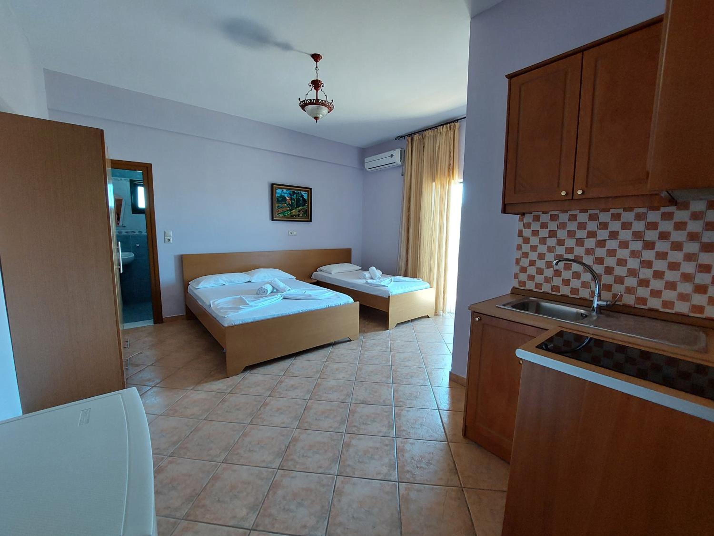 Triple Room with Lake View