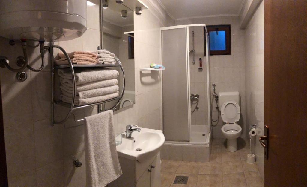 Studio Apartment photo 3