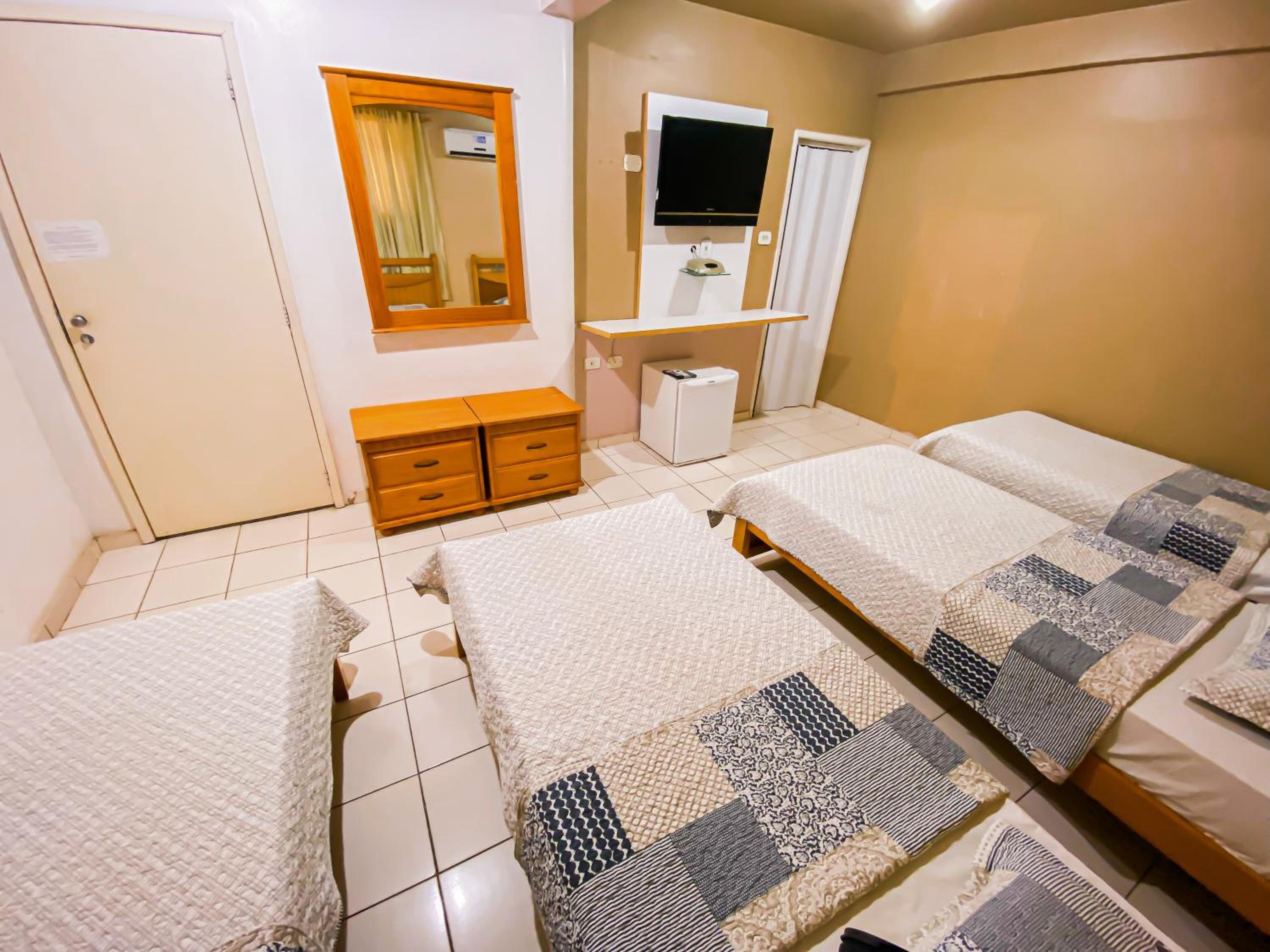 Deluxe Quadruple Room photo 2