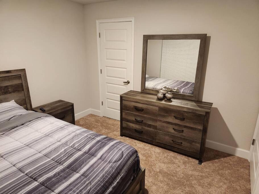 Four-Bedroom House photo 3