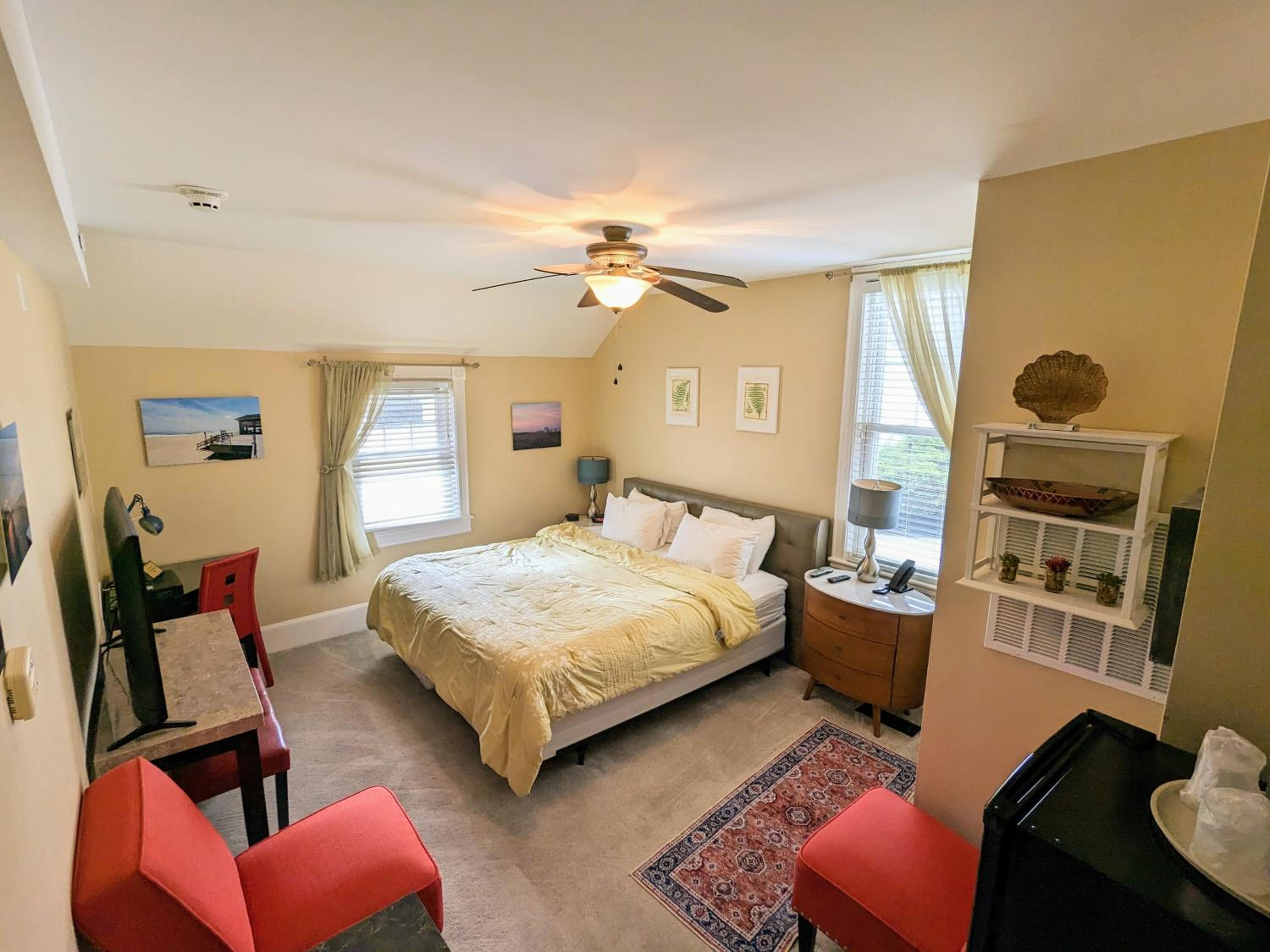 Superior Double or Twin Room with Pool View