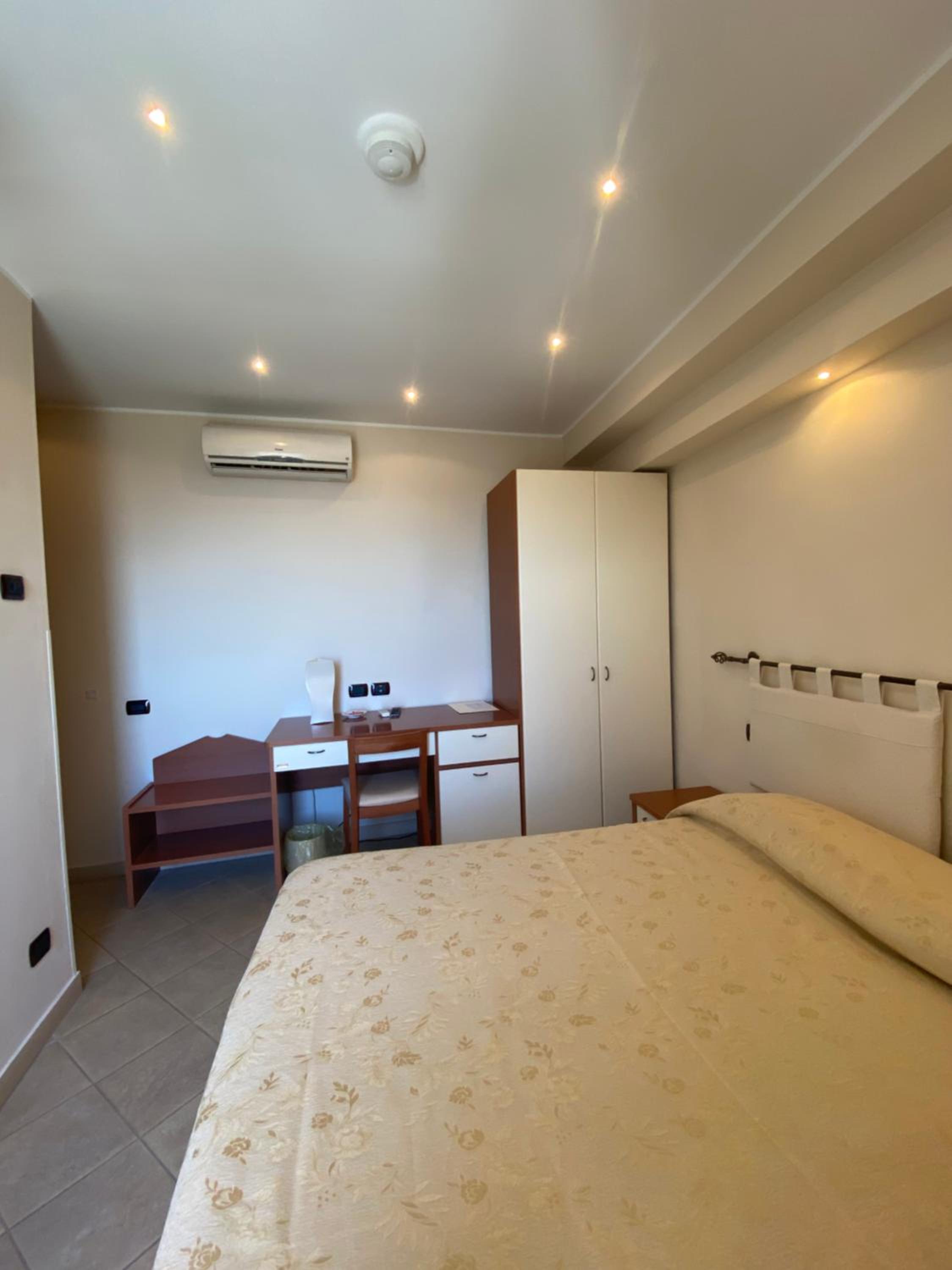 Economy Double Room - Annex - Photo 14