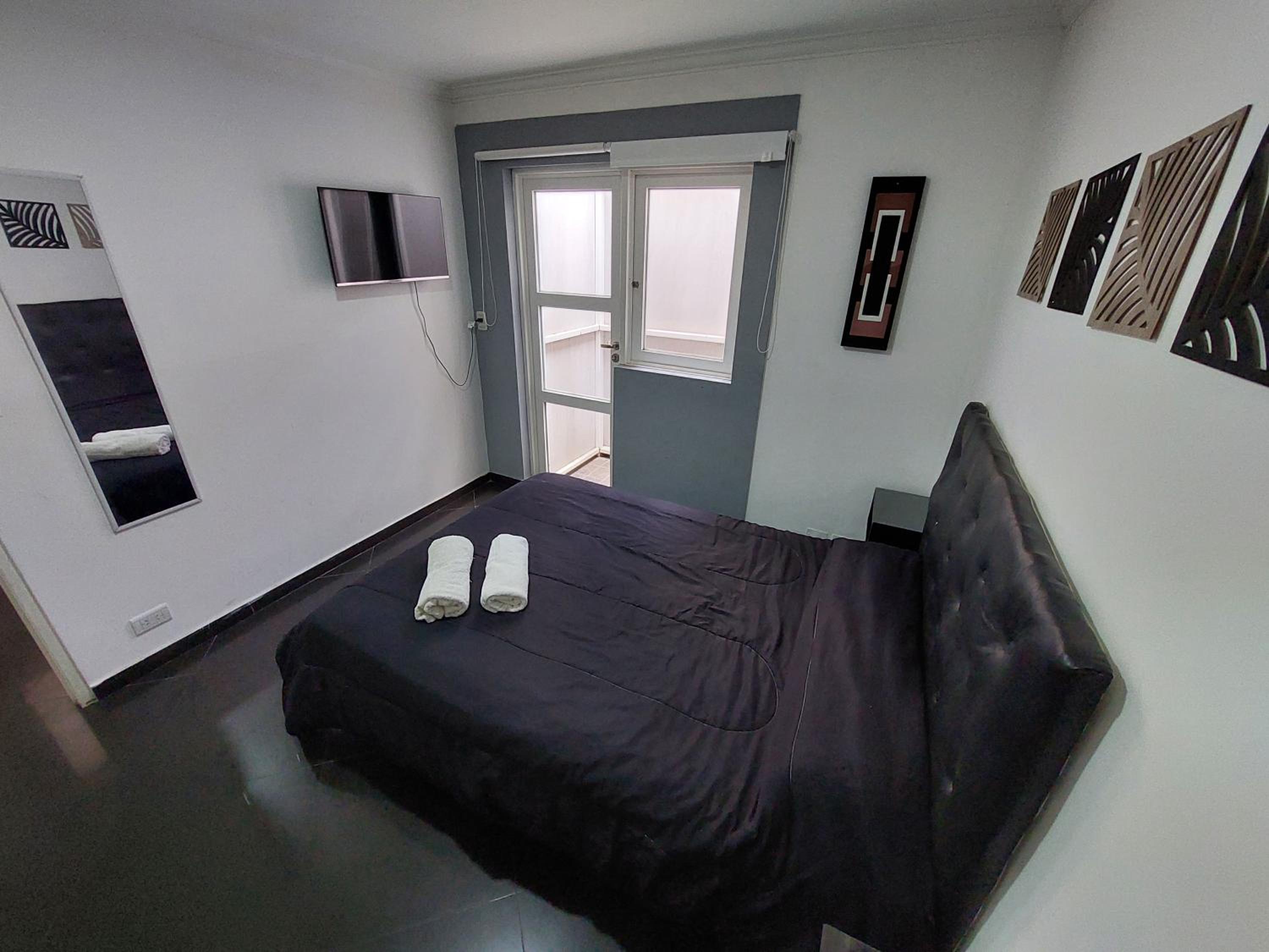 One-Bedroom Apartment photo 3