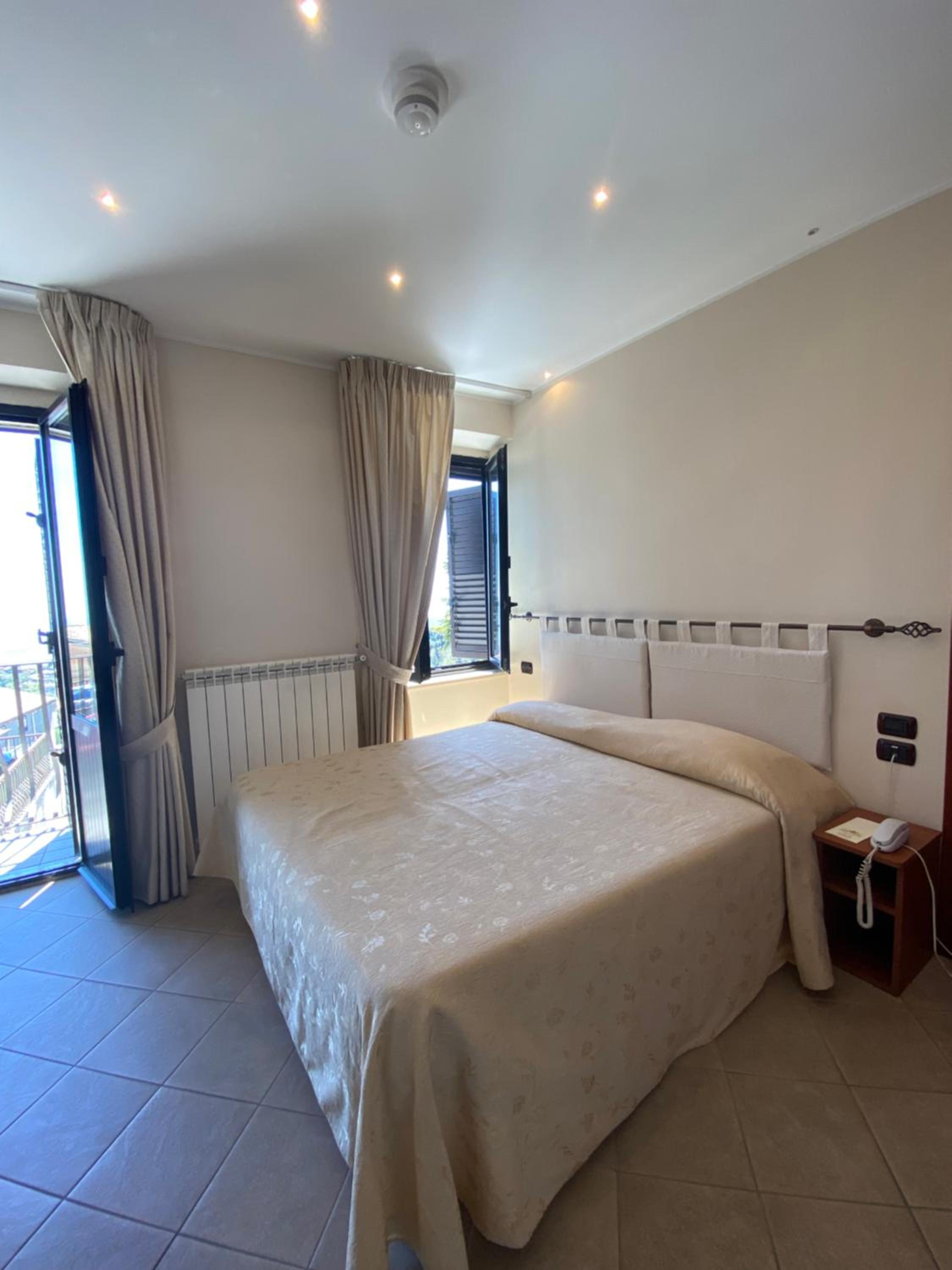 Deluxe Room - Separate Building - Photo 1