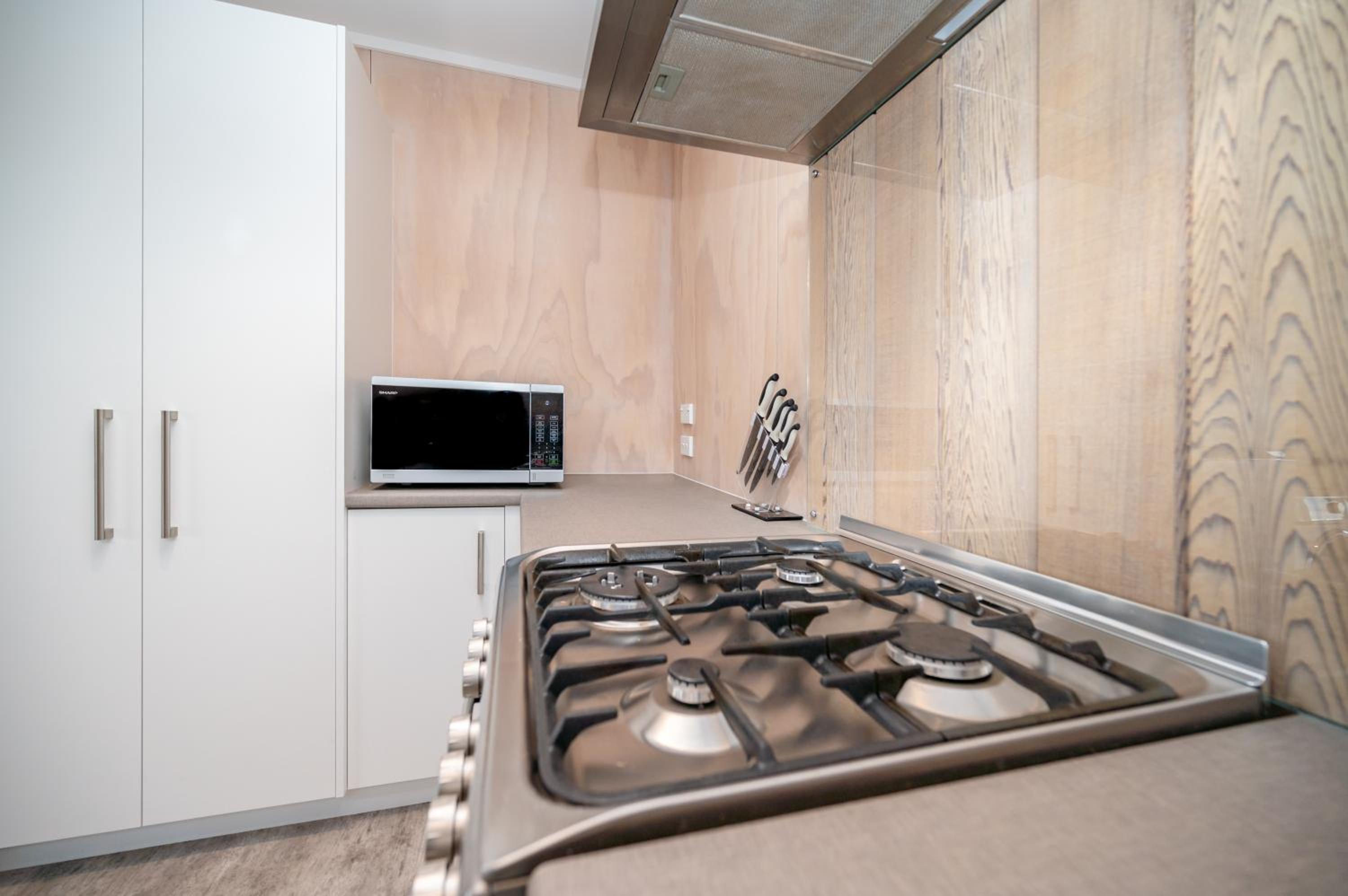 Two-Bedroom House - Photo 6