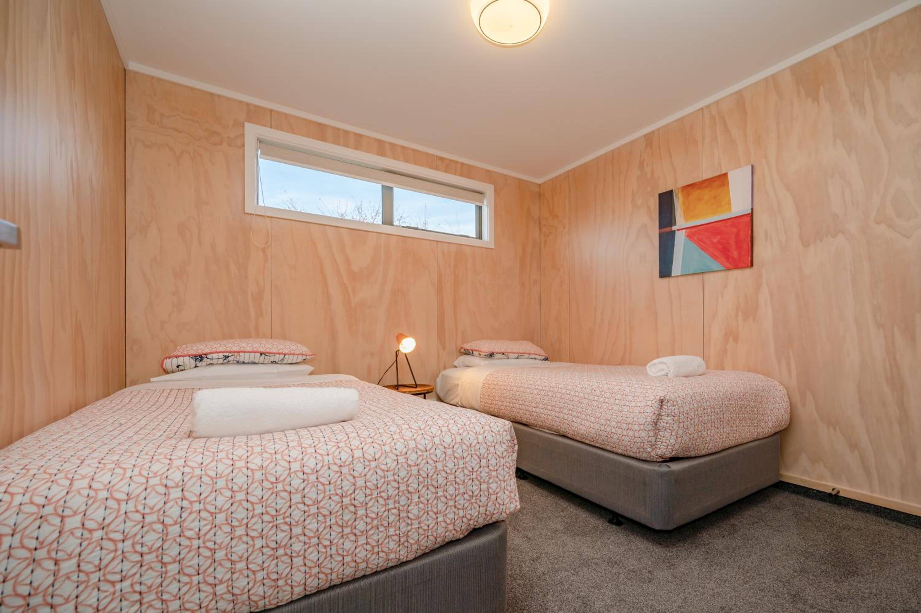 Two-Bedroom House - Photo 9
