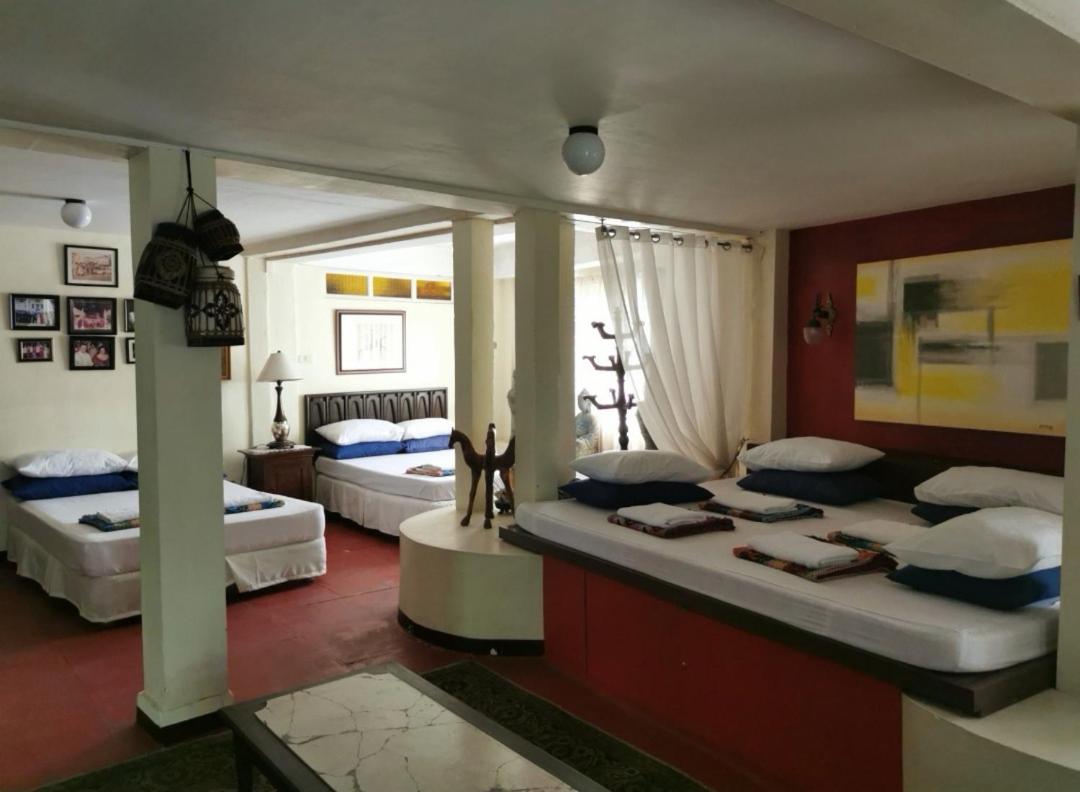 Family Room with Private Bathroom photo 1