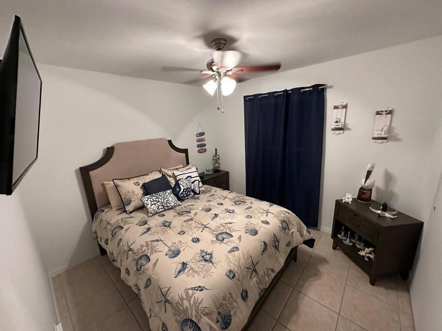 Two-Bedroom House photo 3