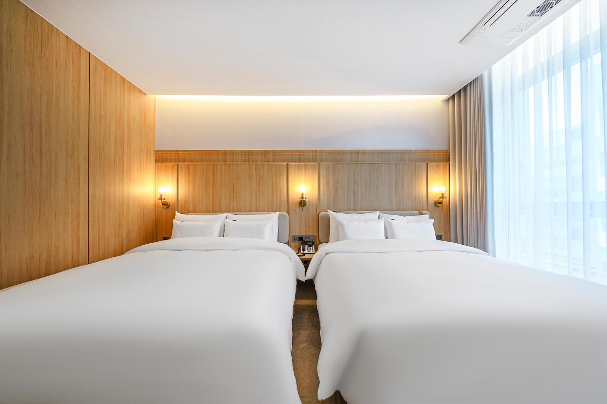 Superior Twin Room photo 2