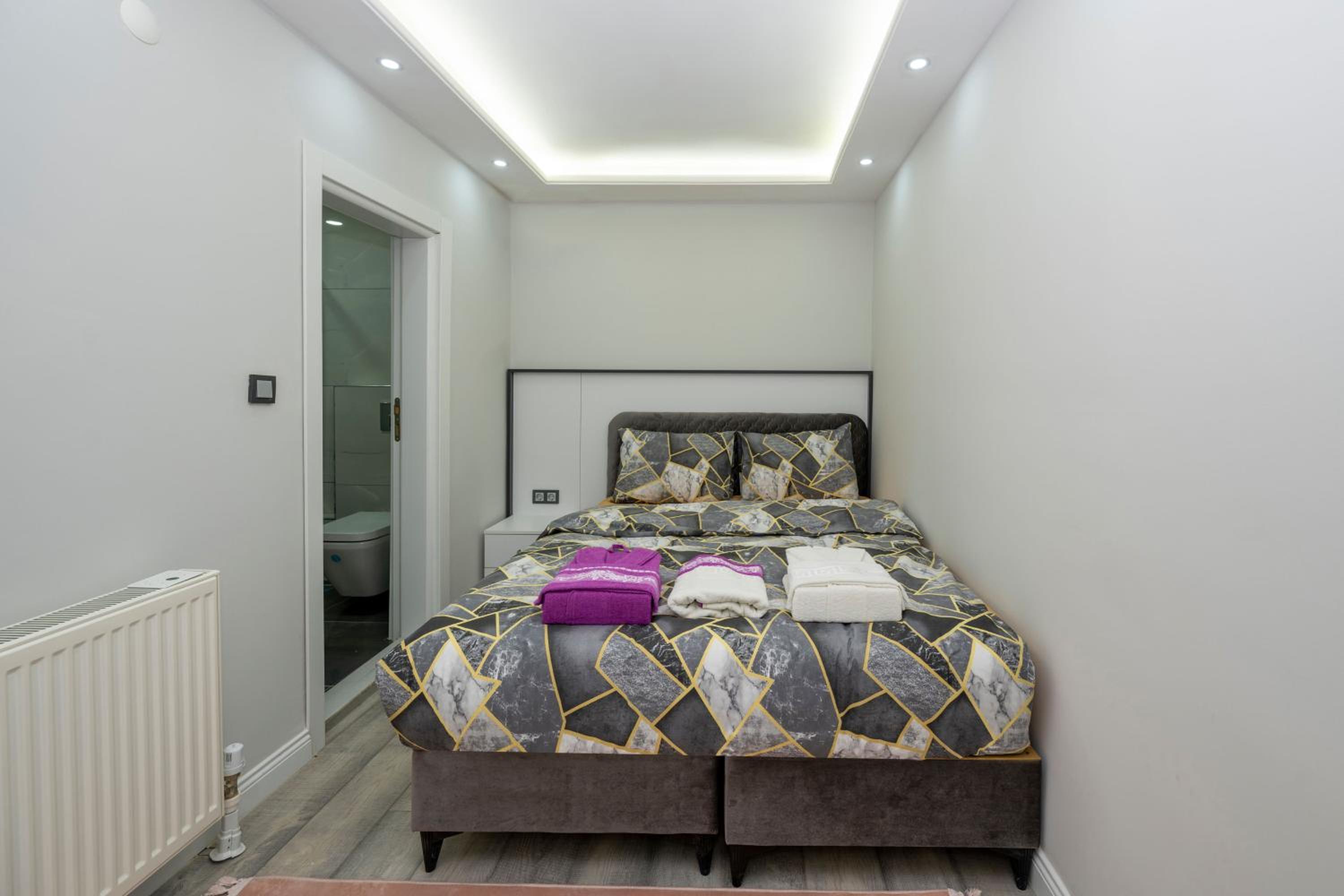 Deluxe Double Or Twin Room photo 1