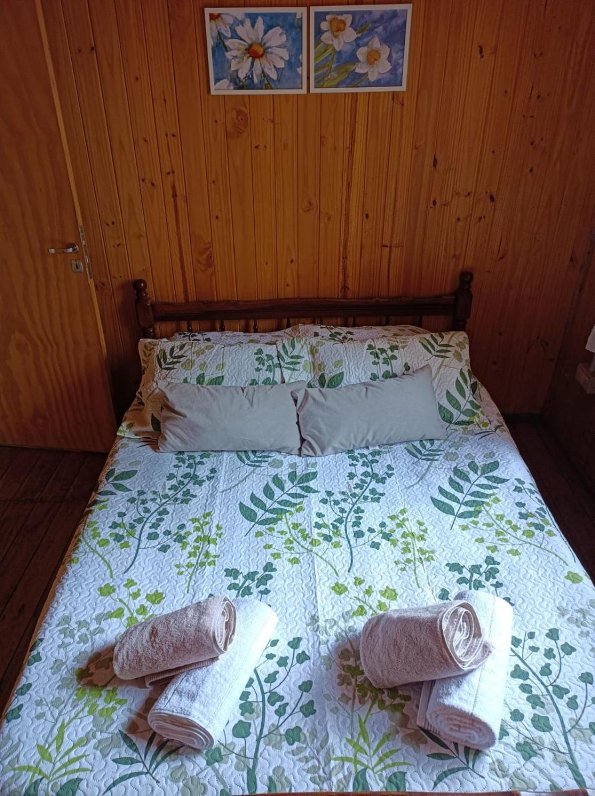 Two-Bedroom House photo 3