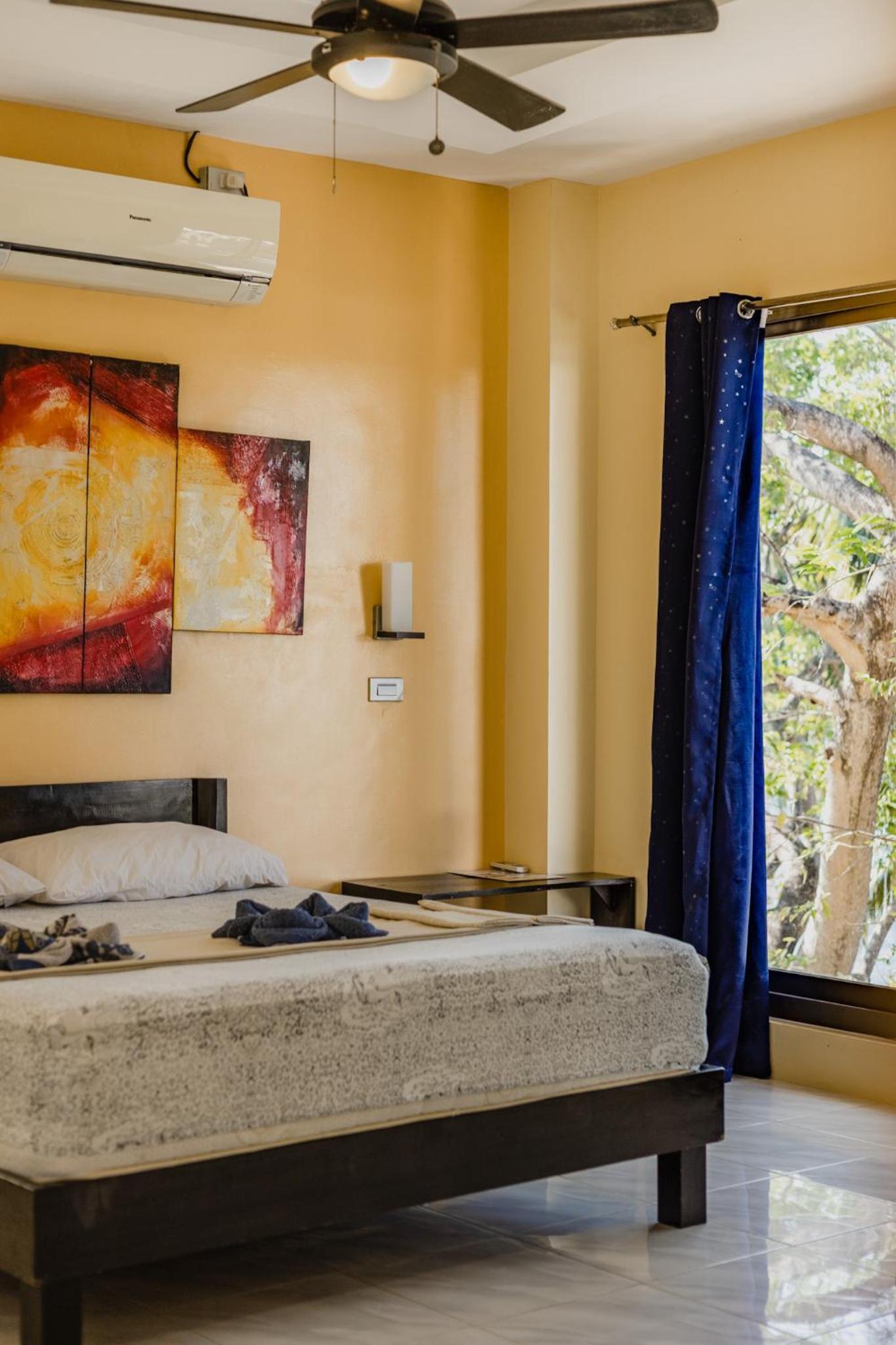 King Suite with Sea View - Photo 11