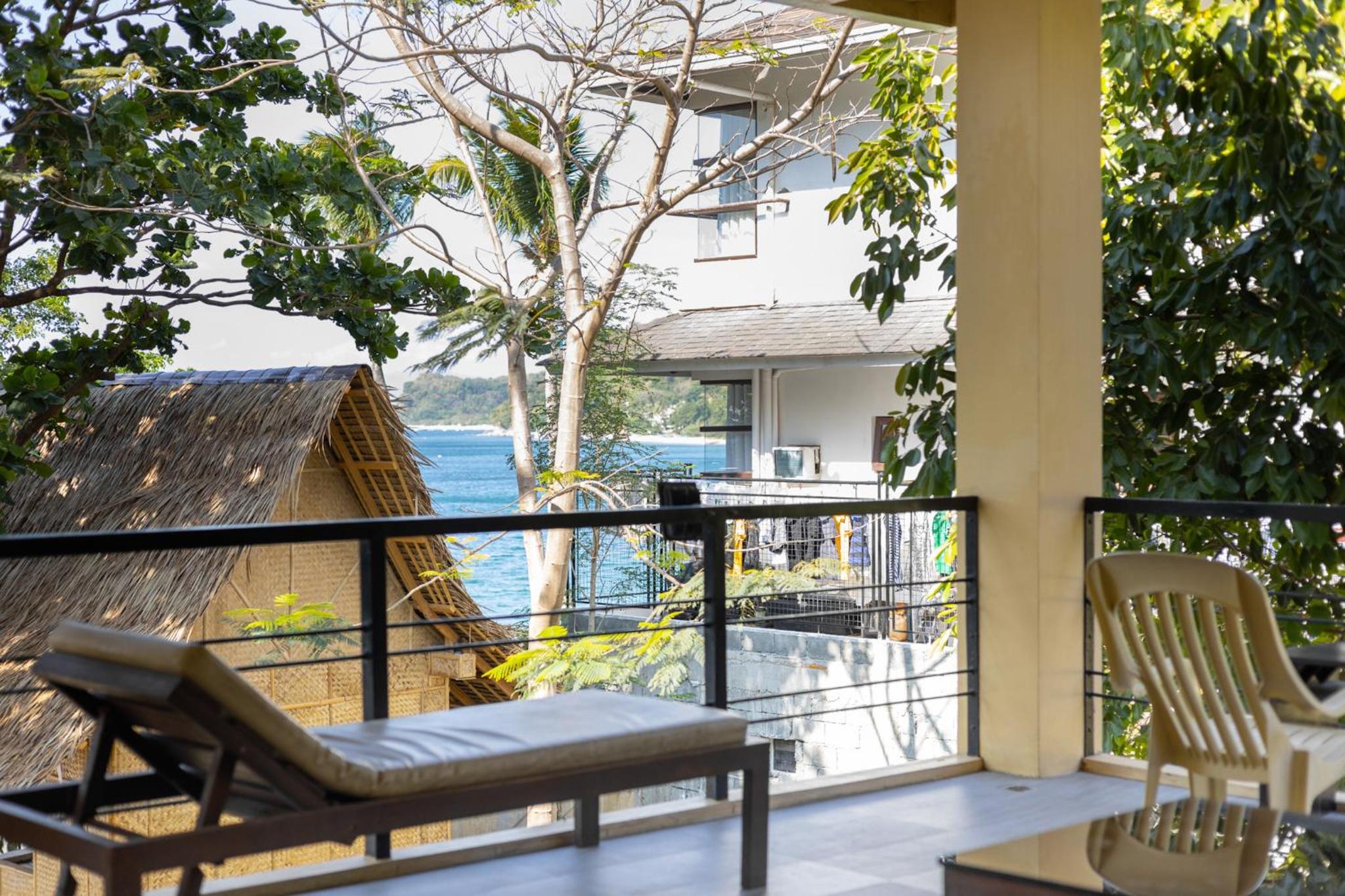King Suite with Sea View - Photo 16