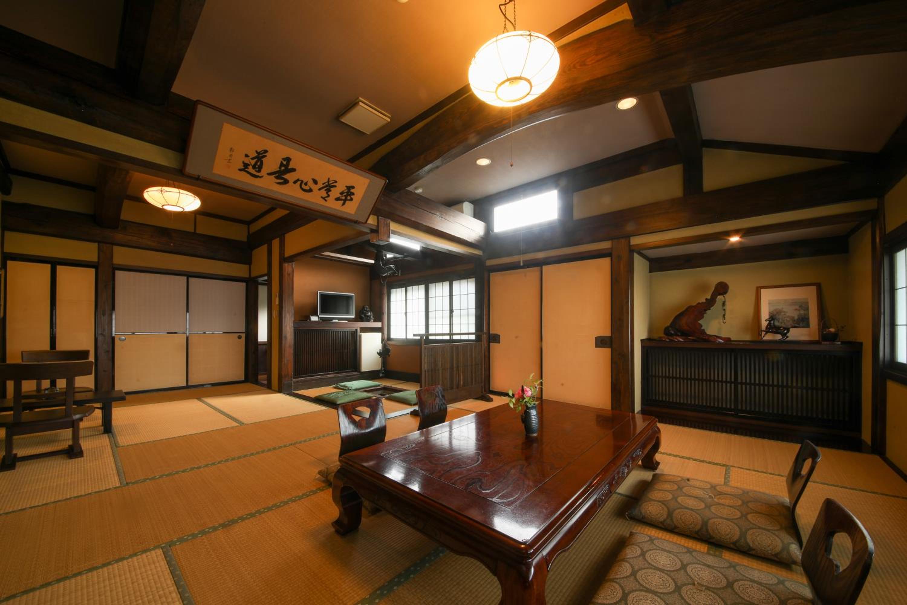 Deluxe Japanese Style Room