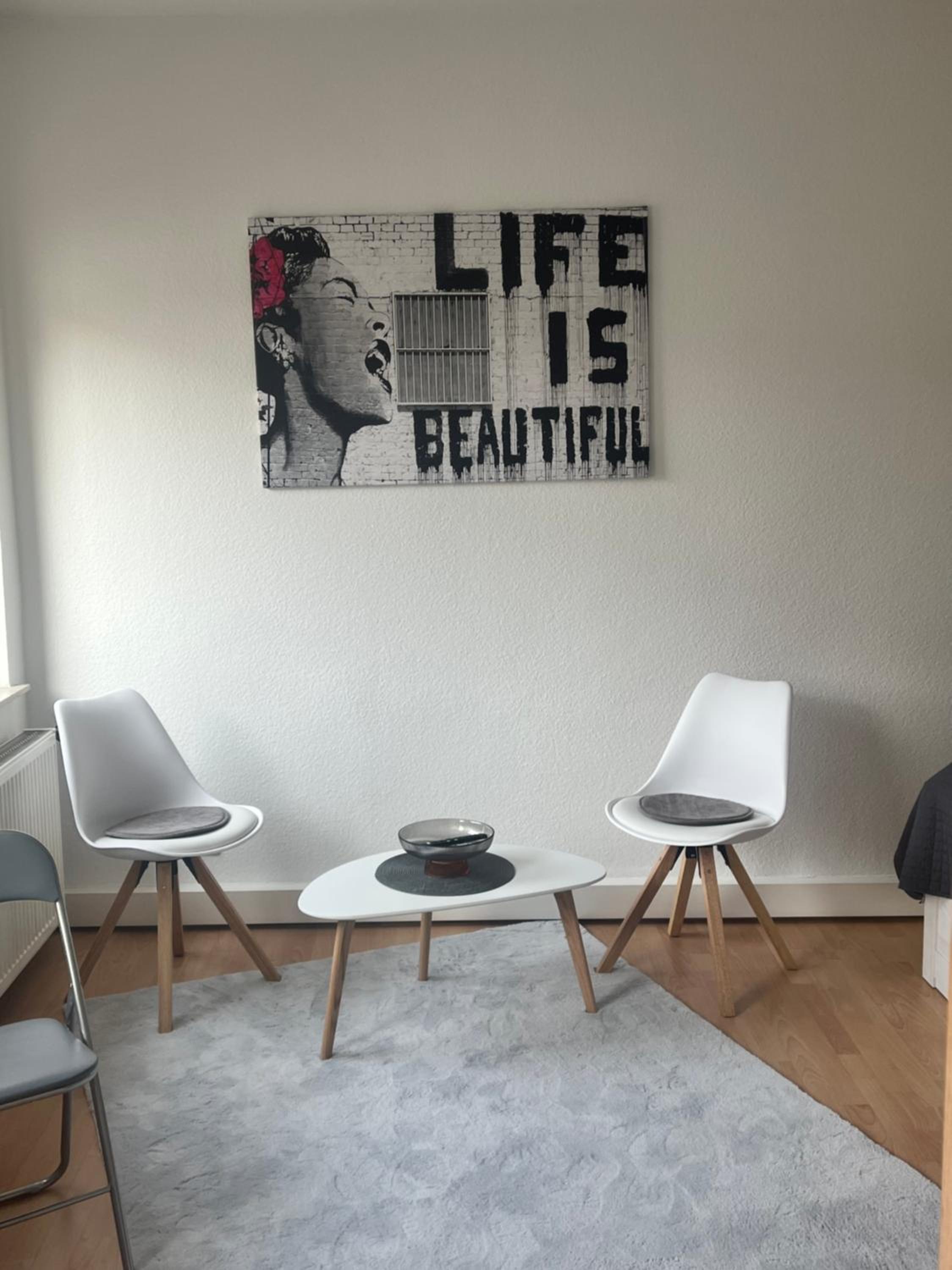 One-Bedroom Apartment photo 2
