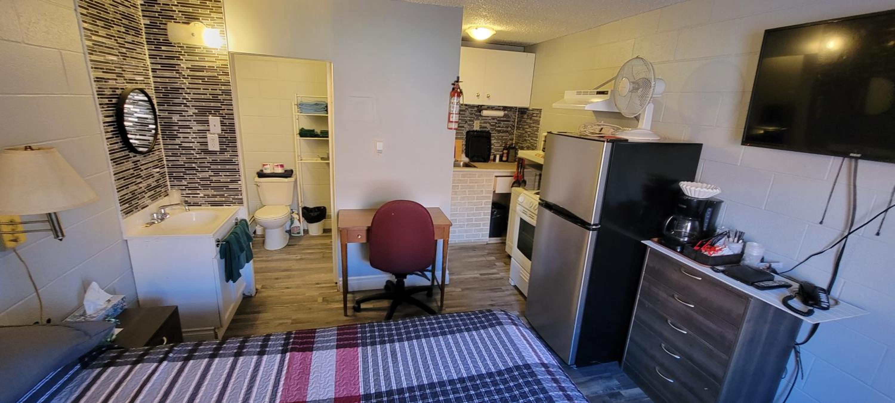 Queen Room photo 1