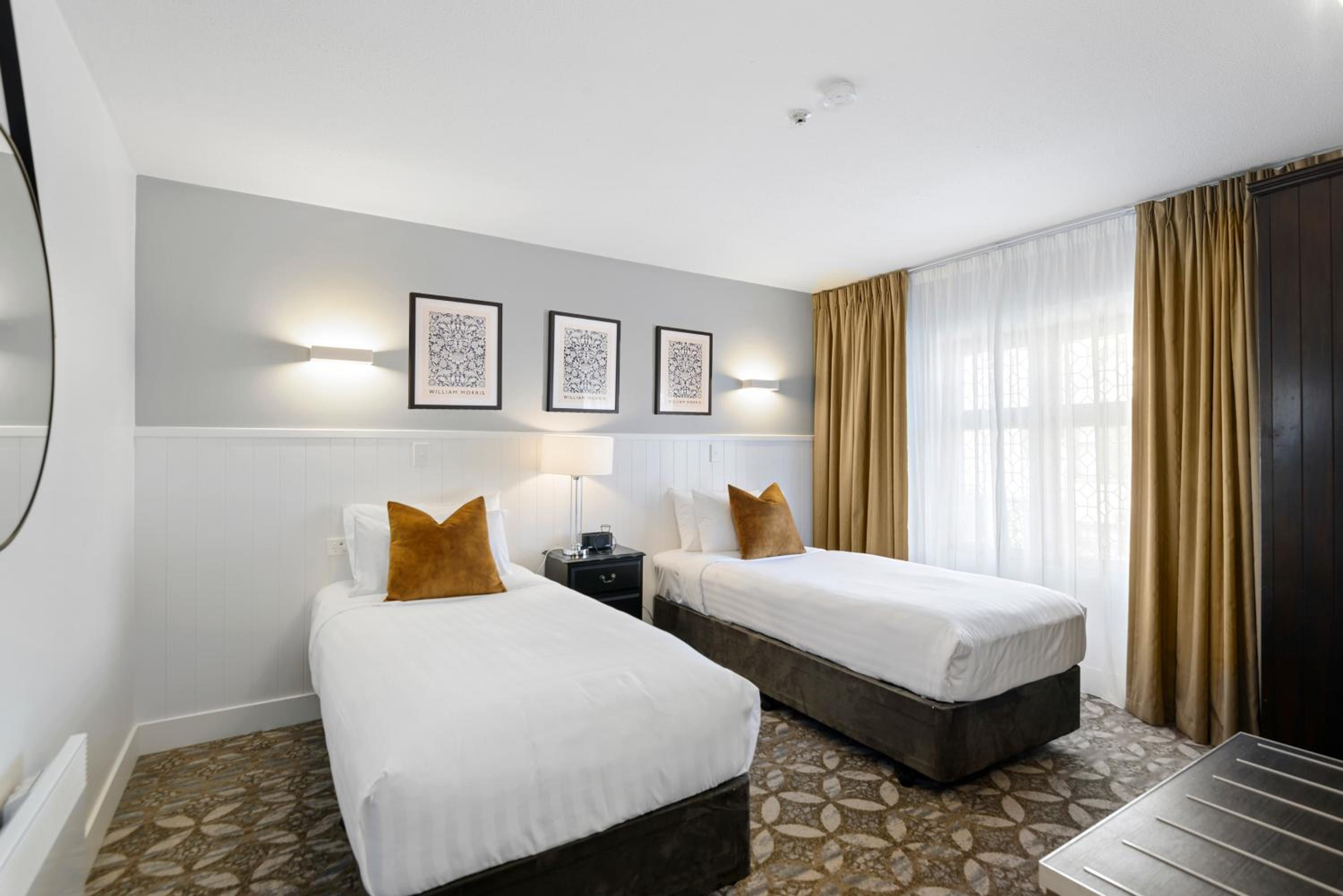 Executive Two Bedroom Suite - Photo 2