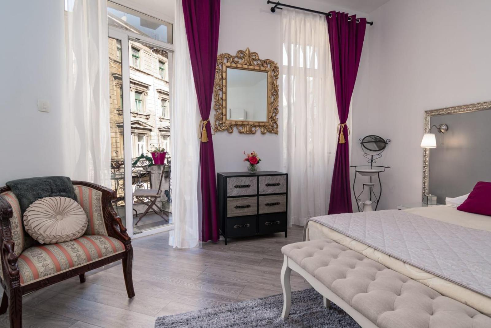 Two-Bedroom Apartment with Balcony - Photo 4