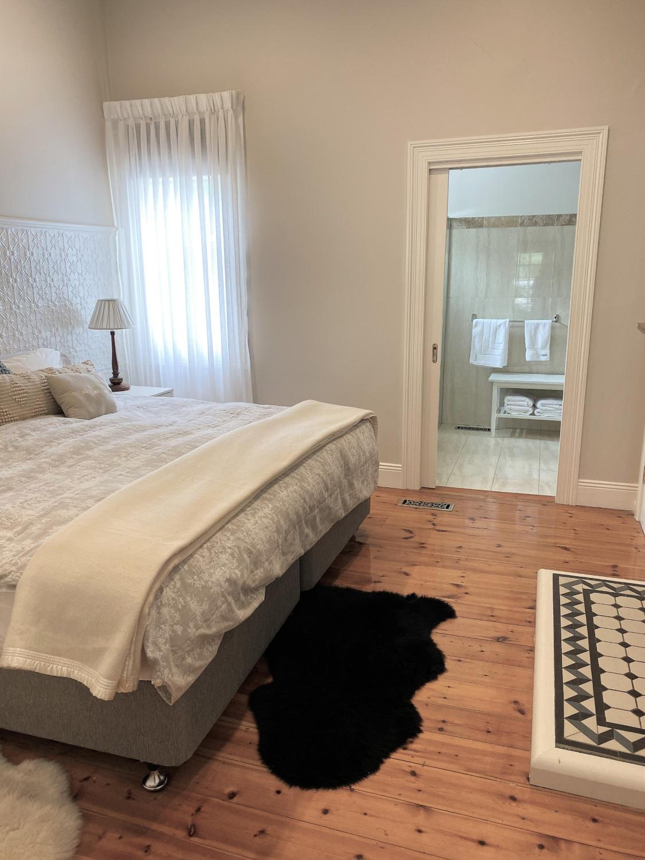 Three-Bedroom House photo 1