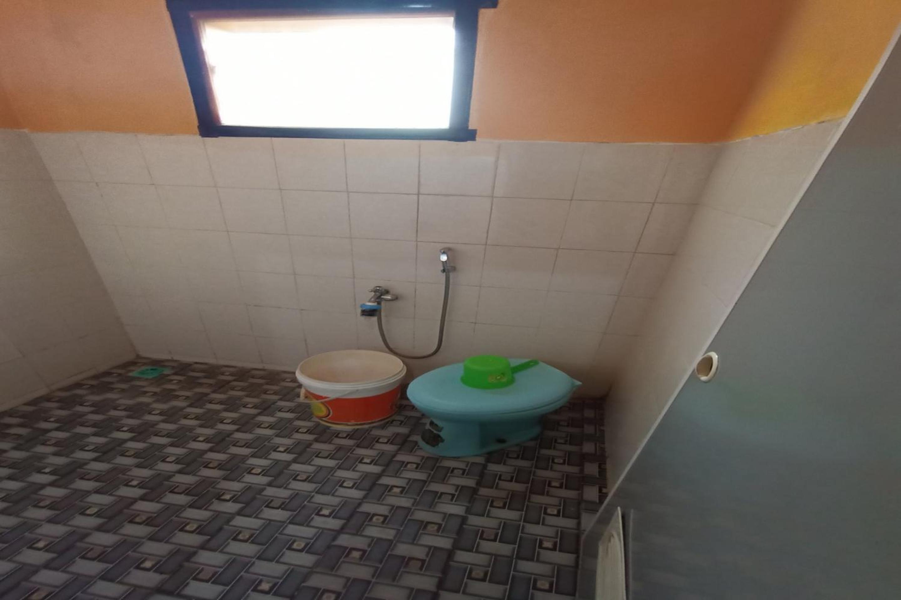 Budget Double Room photo 3