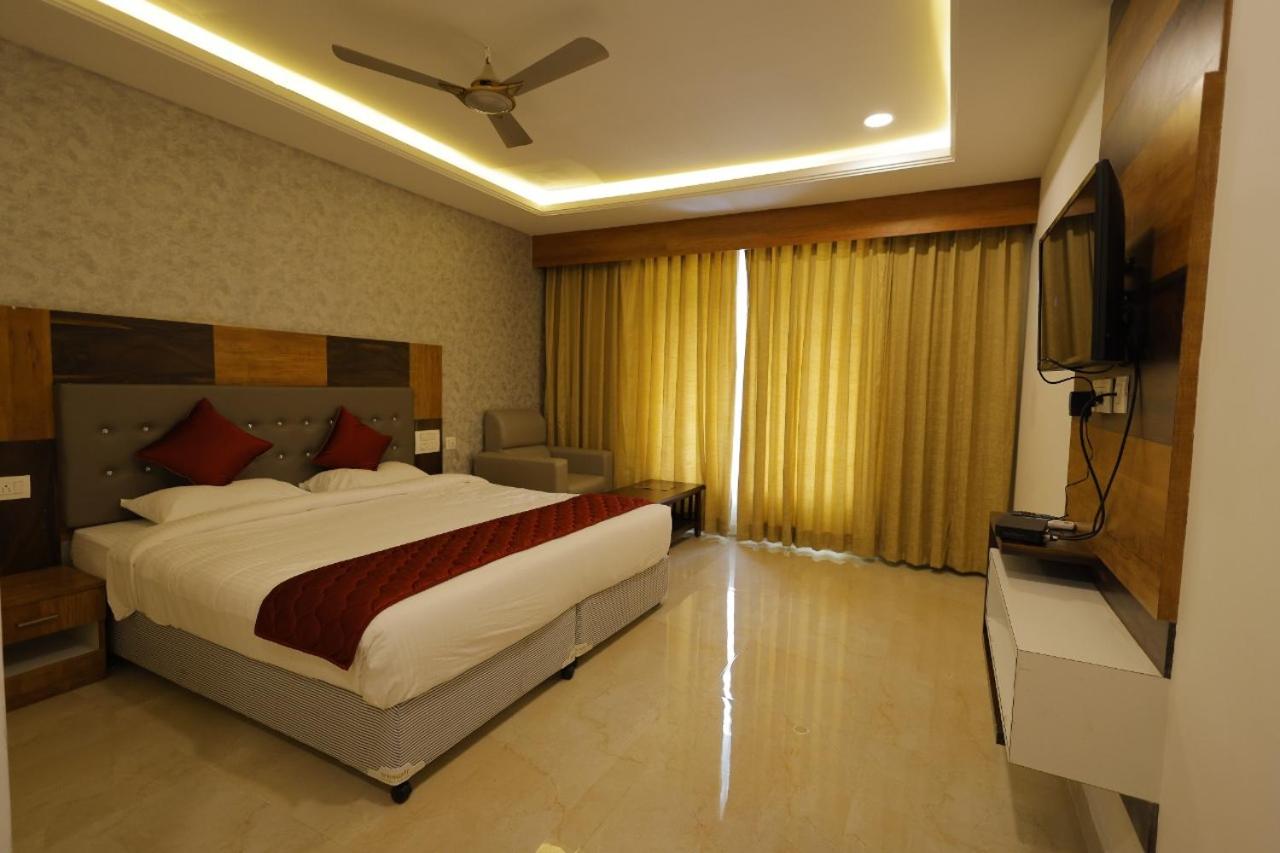 Deluxe Room - Photo 1