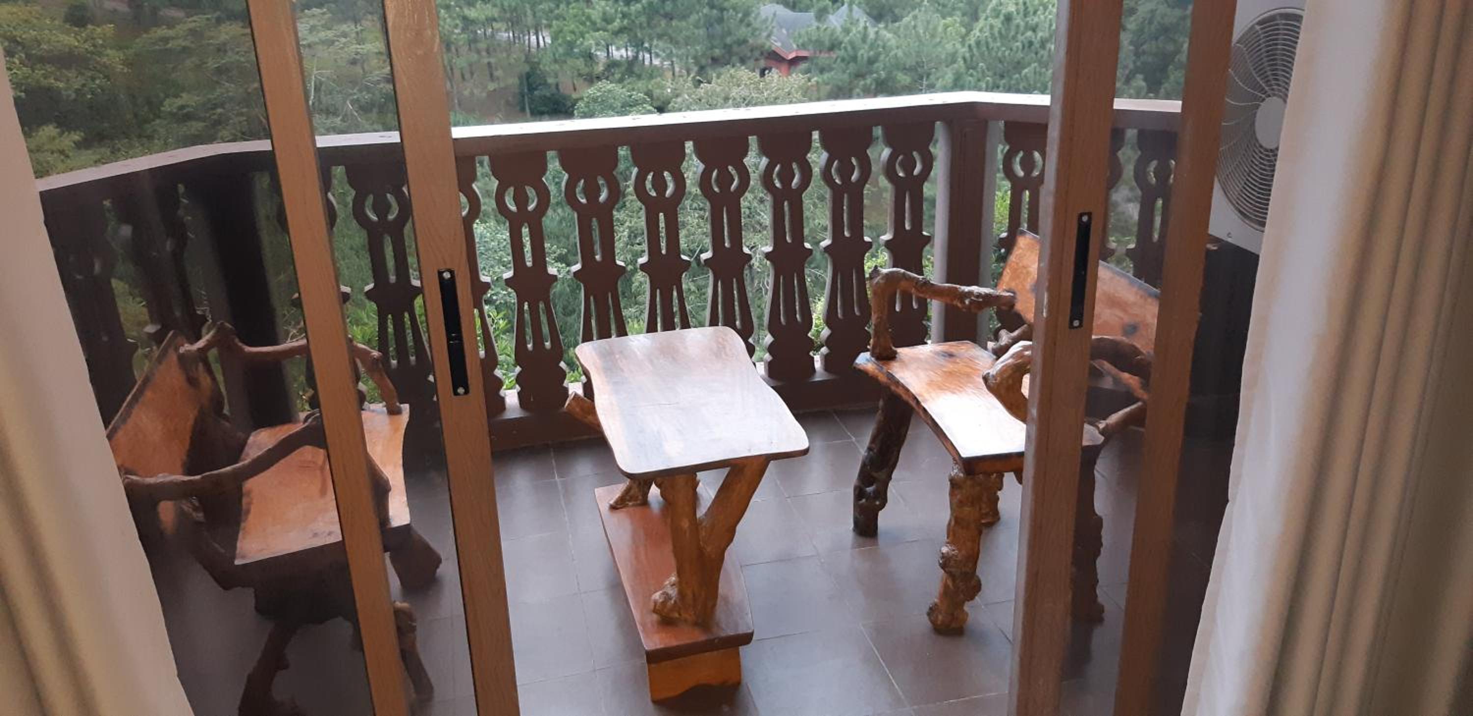 Studio with Balcony photo 3