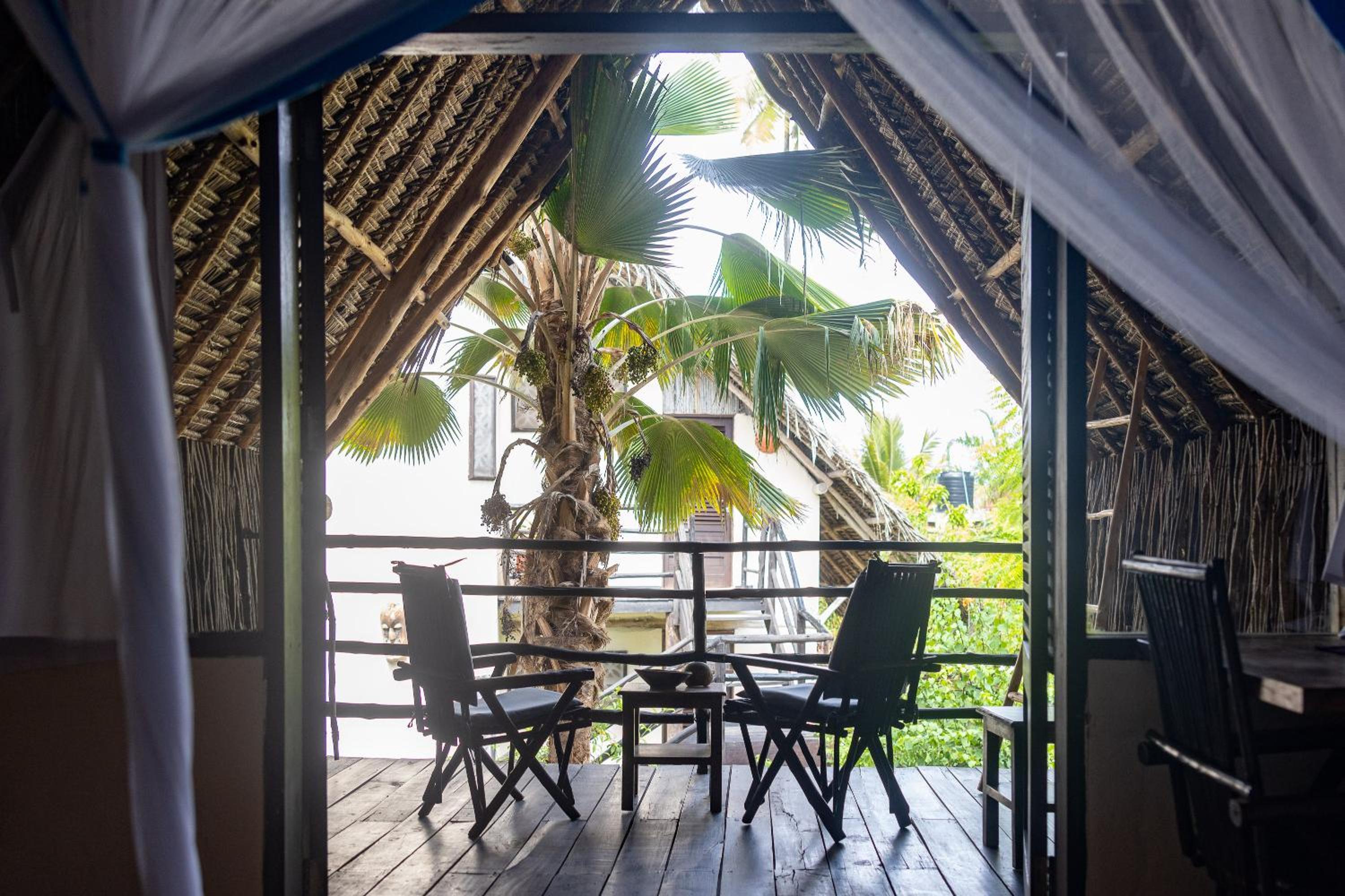Junior Suite With Partial Ocean View