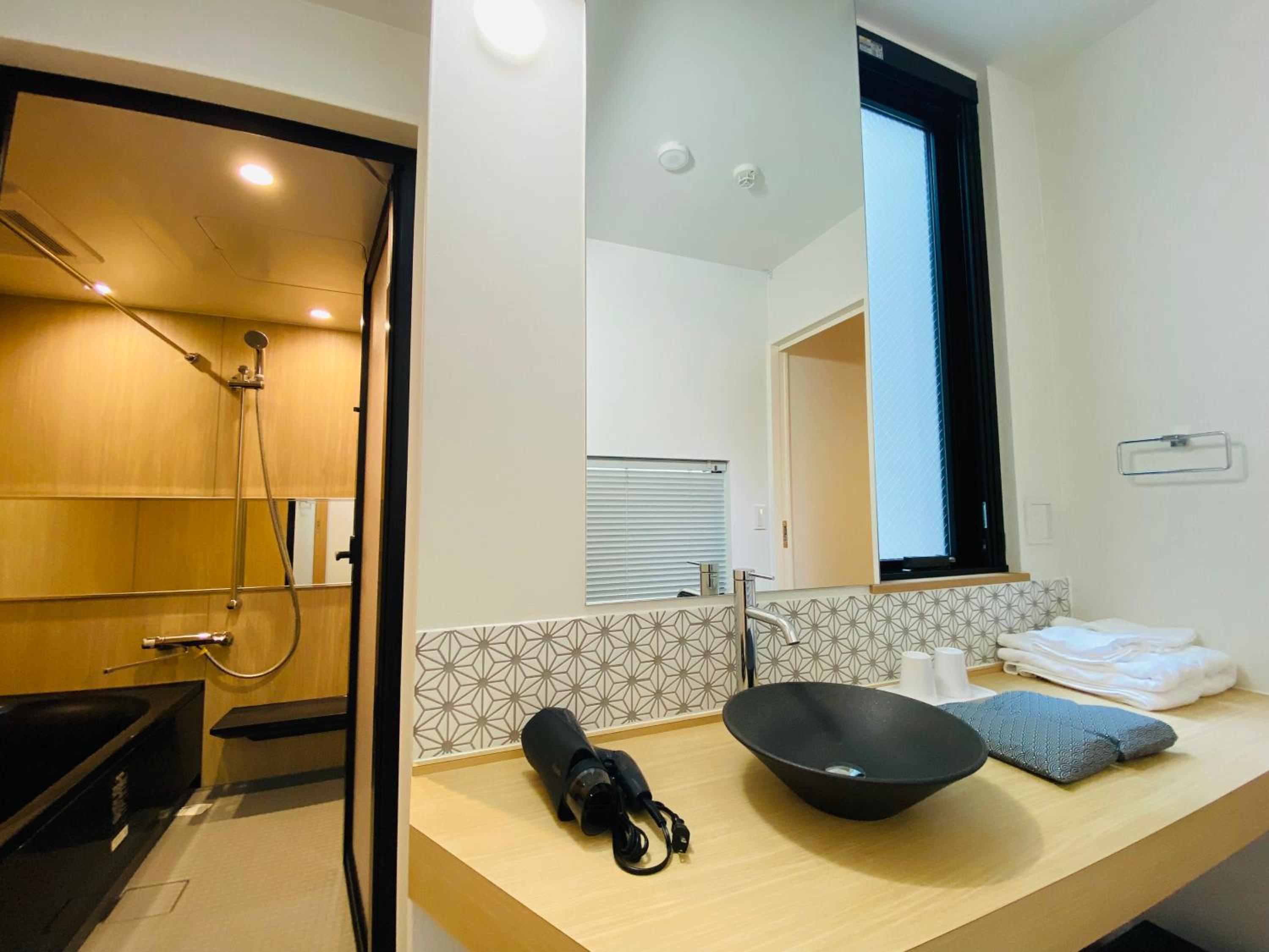 Superior Twin Room - Photo 3