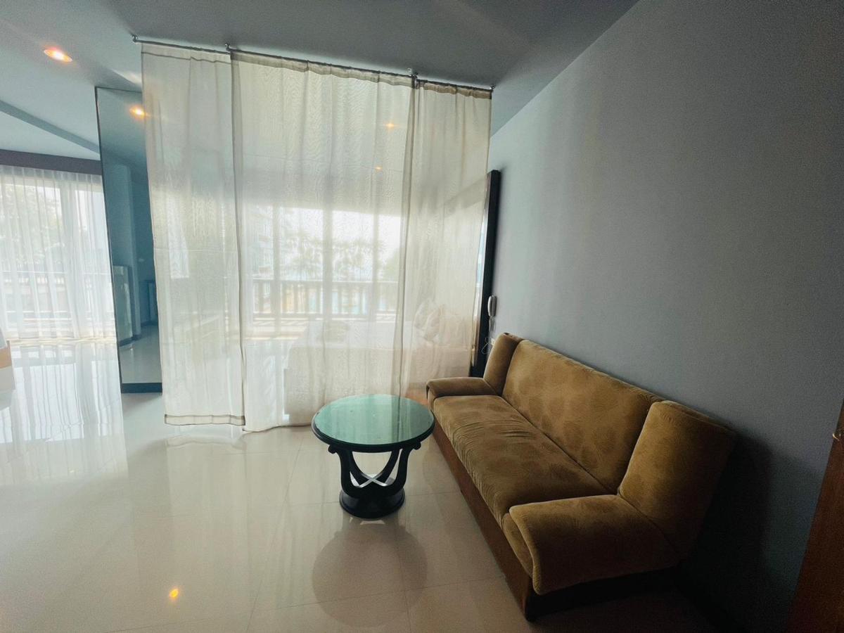 Deluxe Suite with Sea View photo 3