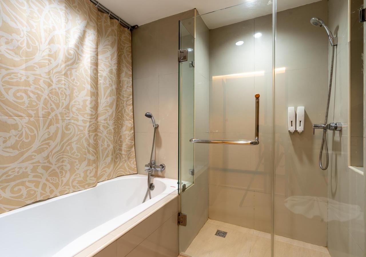 Deluxe Suite photo 3