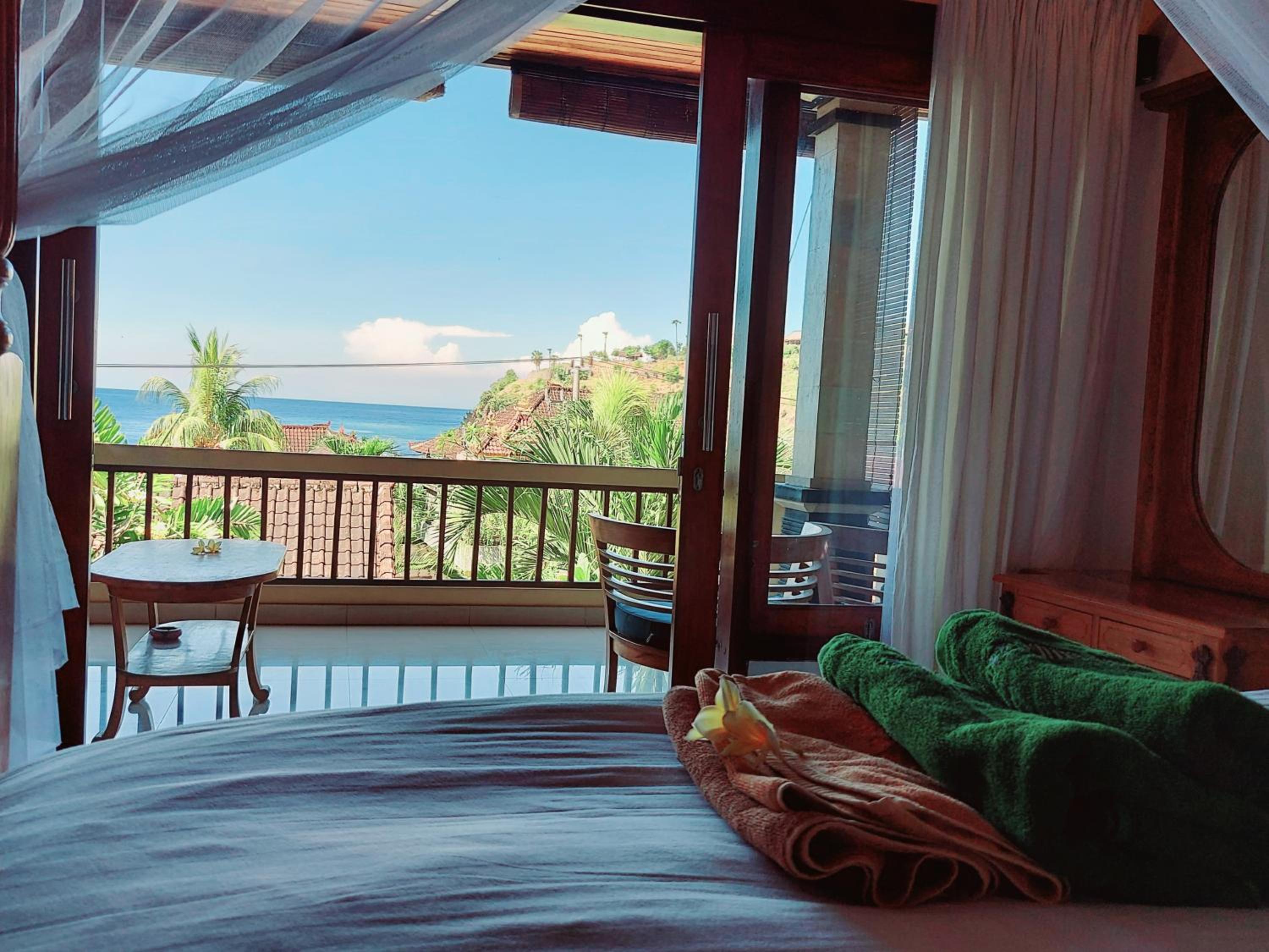 Deluxe Room with Sea View - Photo 10