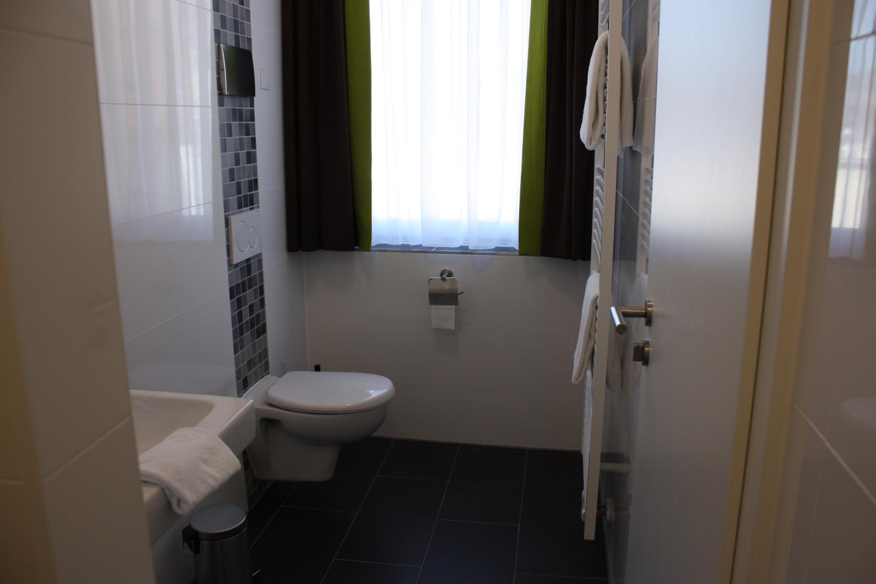 Double Room With Balcony photo 3