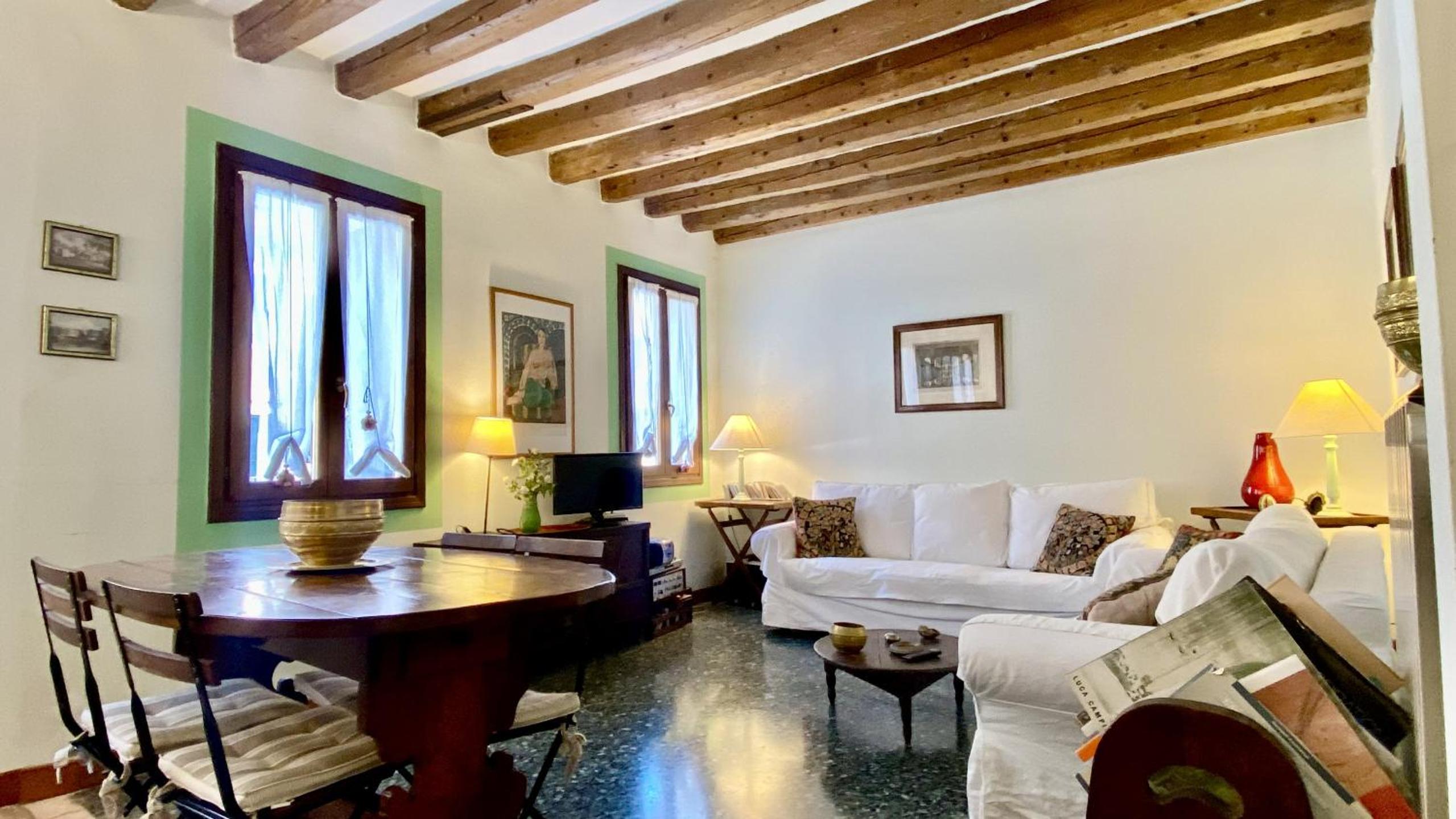 Garibaldi Two-Bedroom Apartment photo 1
