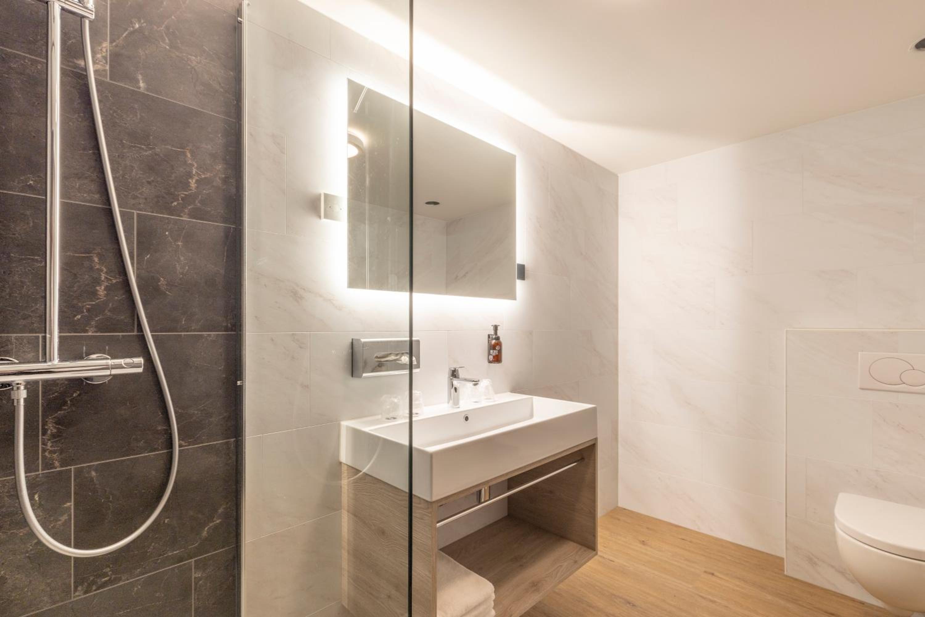 Family Suite - Photo 3