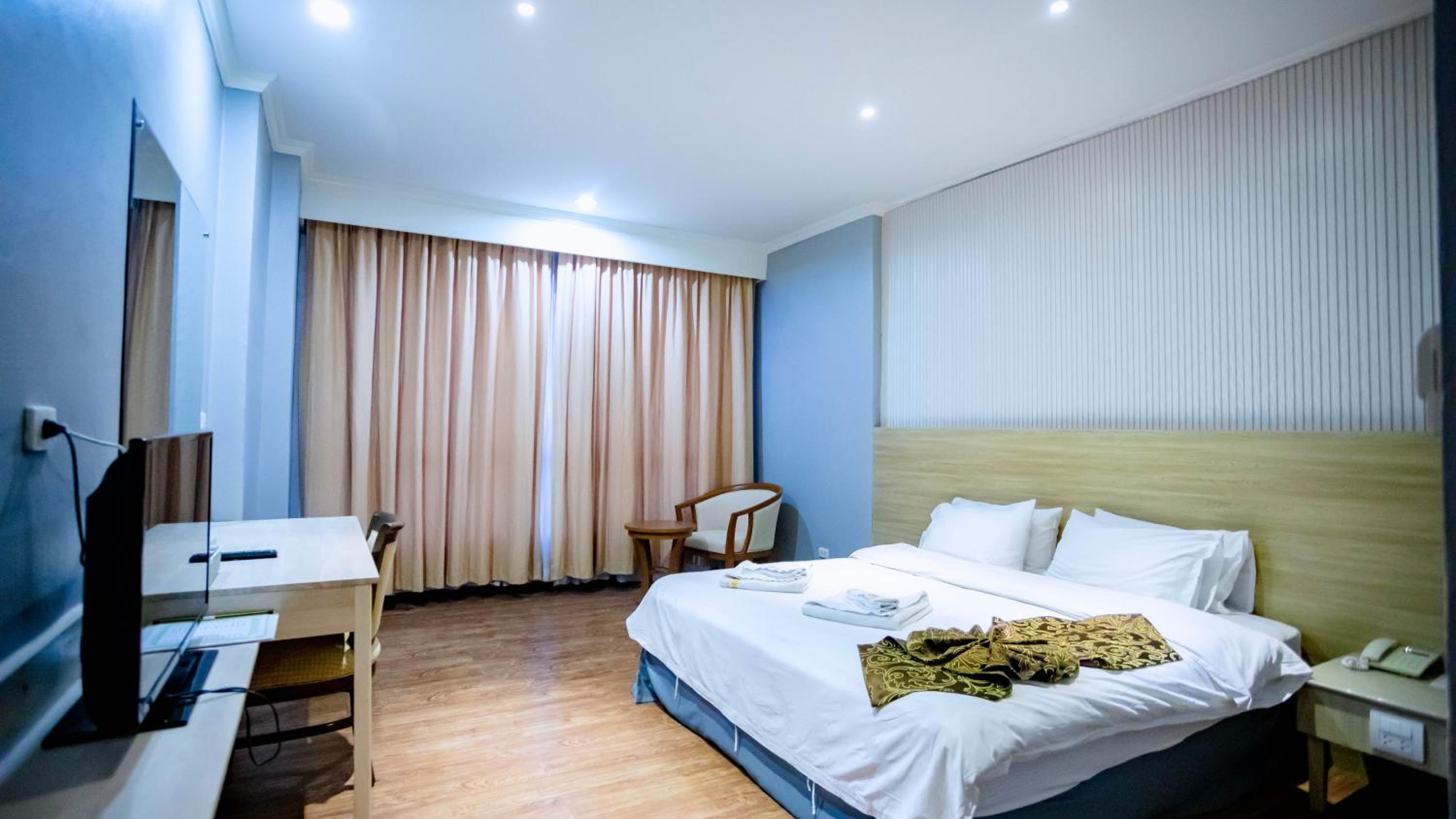 Deluxe Double Room - Photo 1