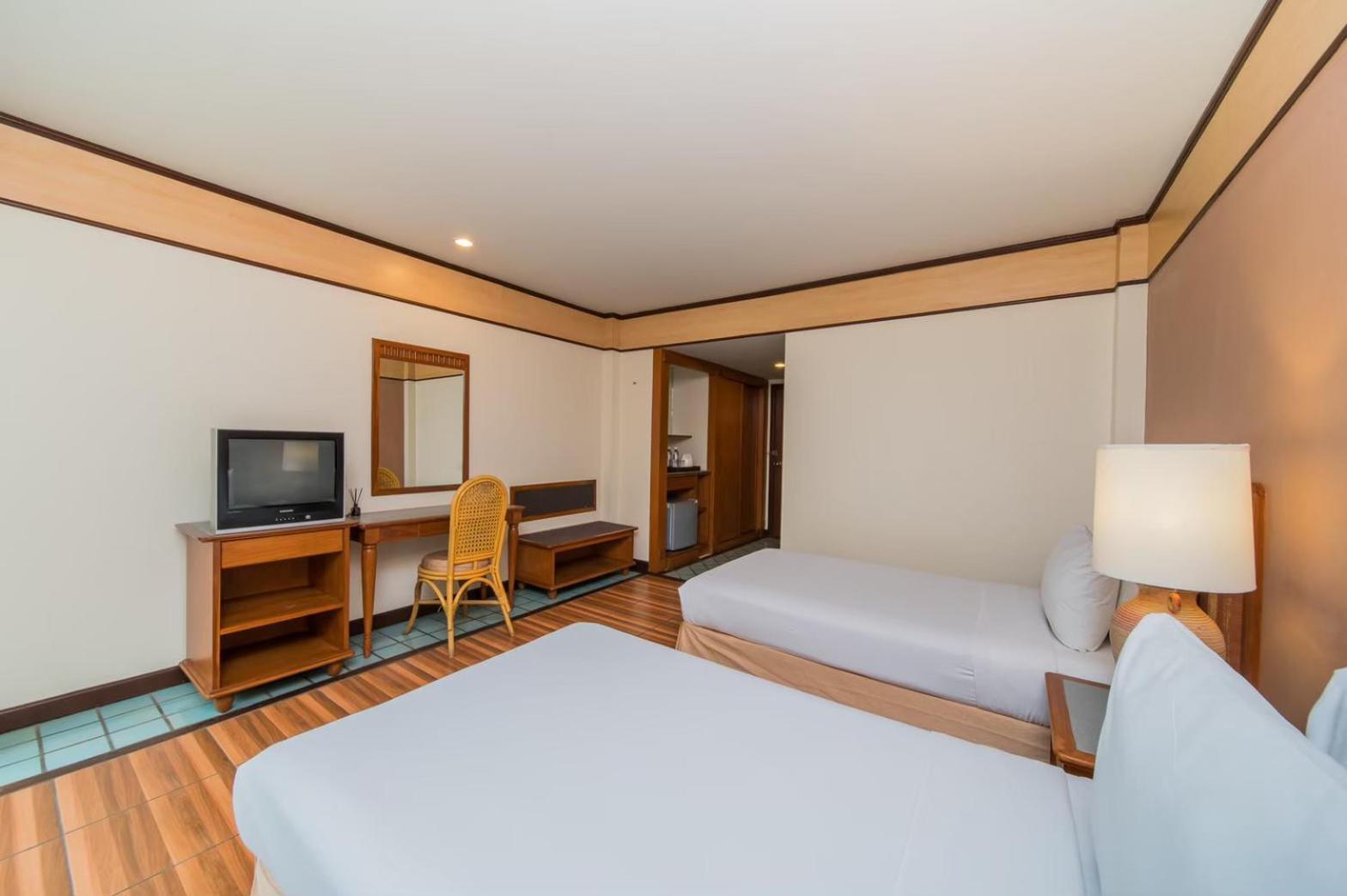 Superior Twin Room