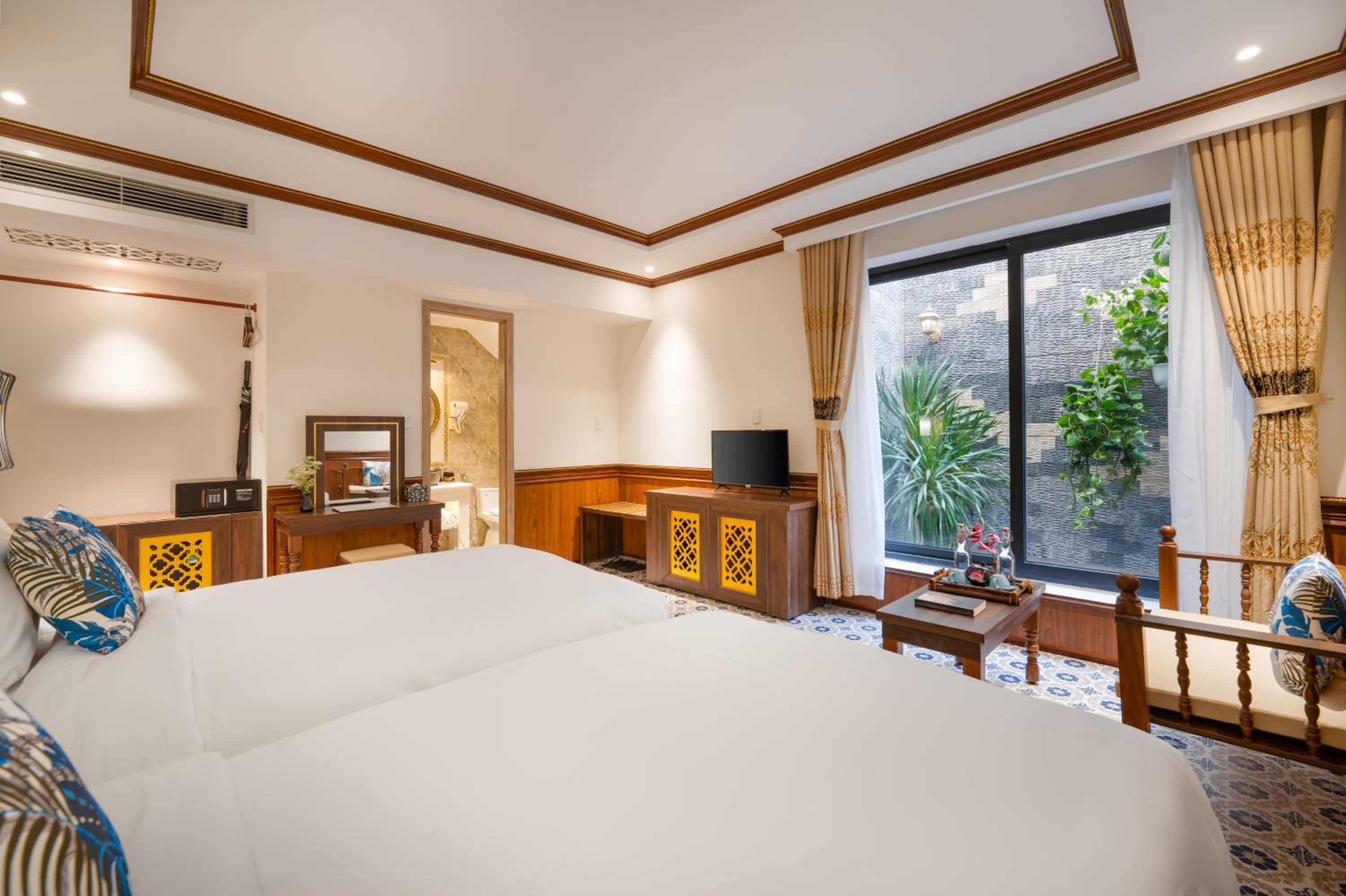 Essence Double/Twin Room, Balcony with Limited View - Photo 3