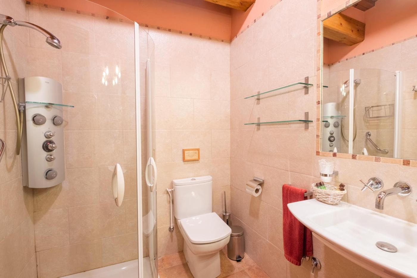 Double Room with Balcony photo 2