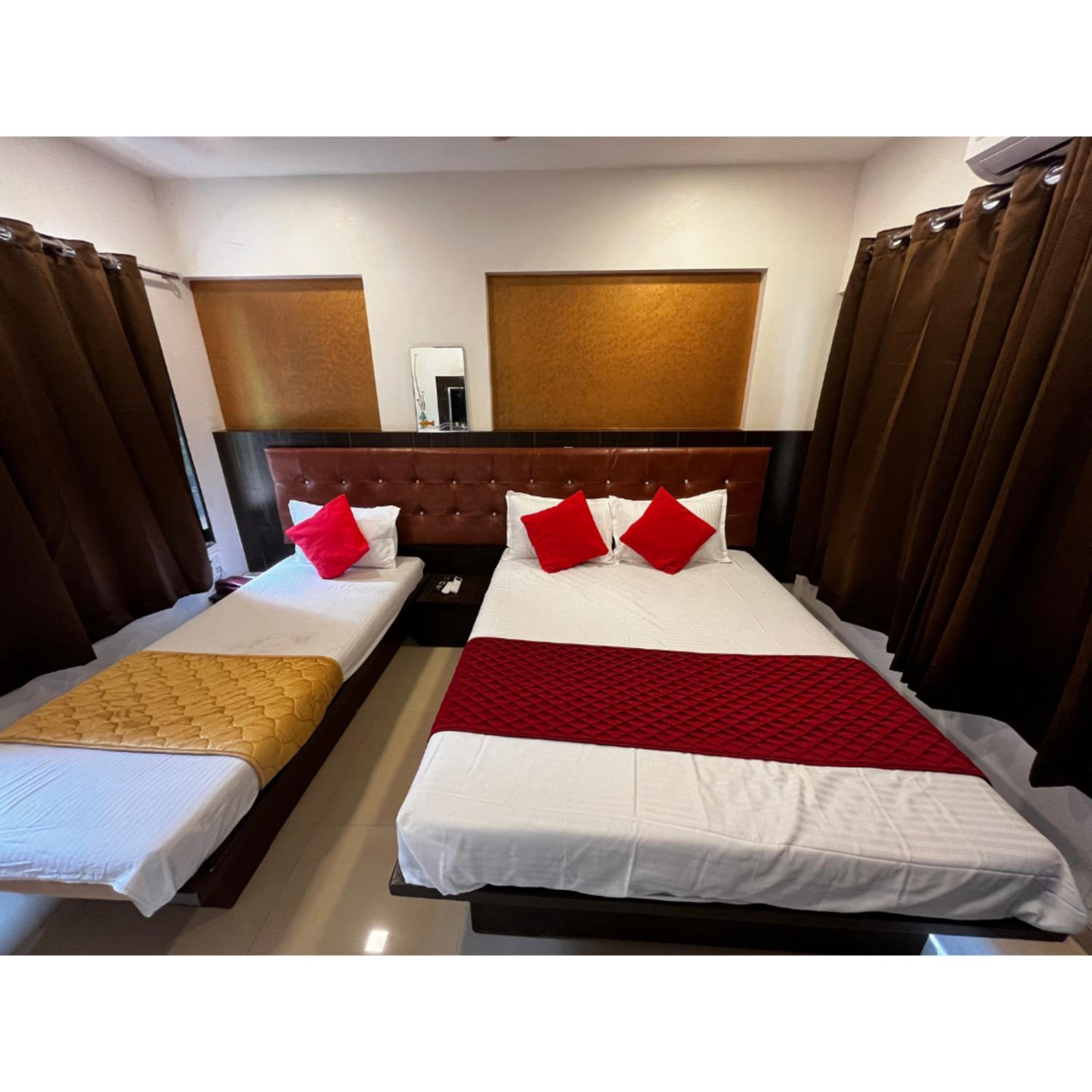 Triple Room - Photo 1