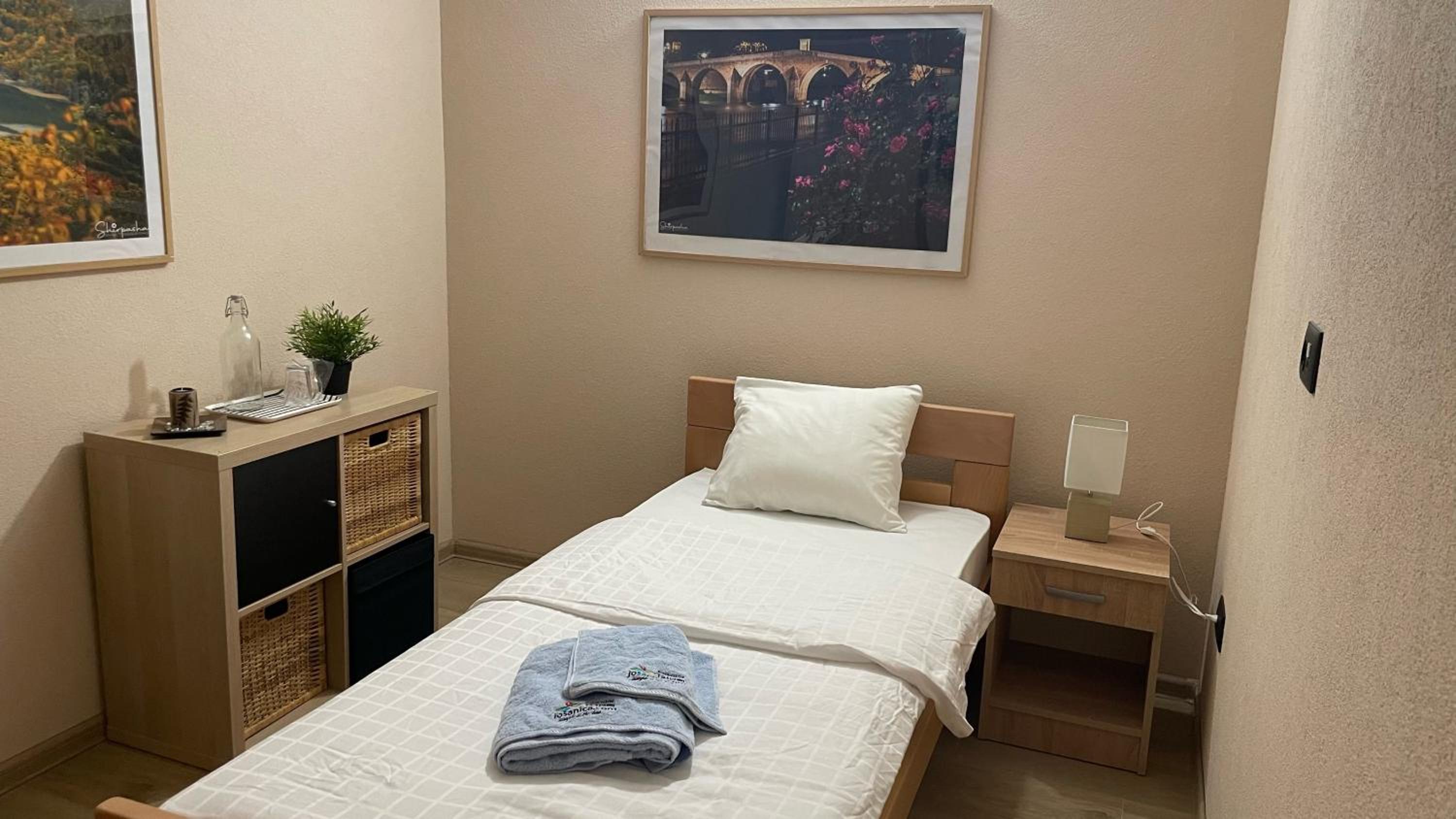 Single Room photo 1
