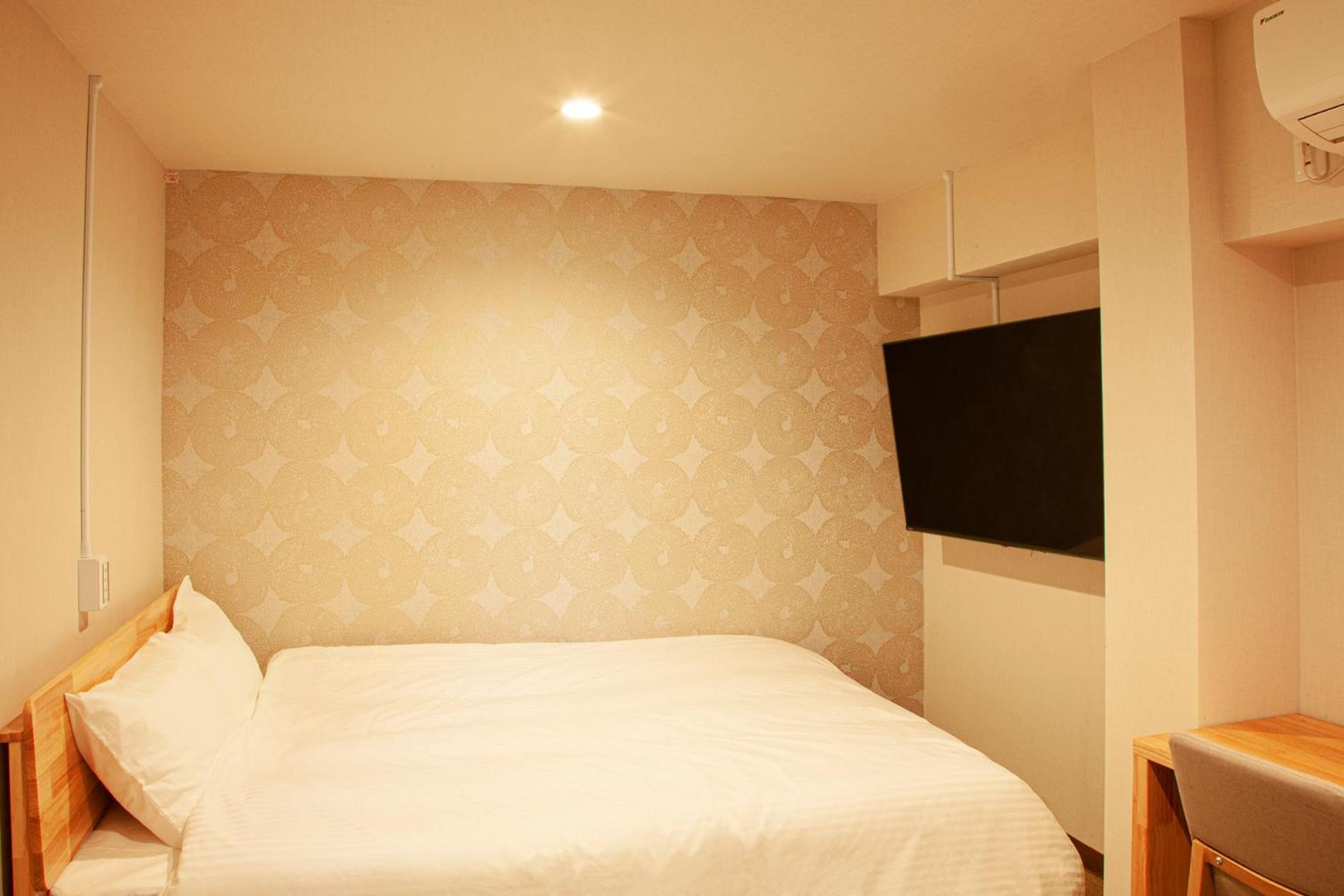  Premium Single Room with Shower for Male photo 1